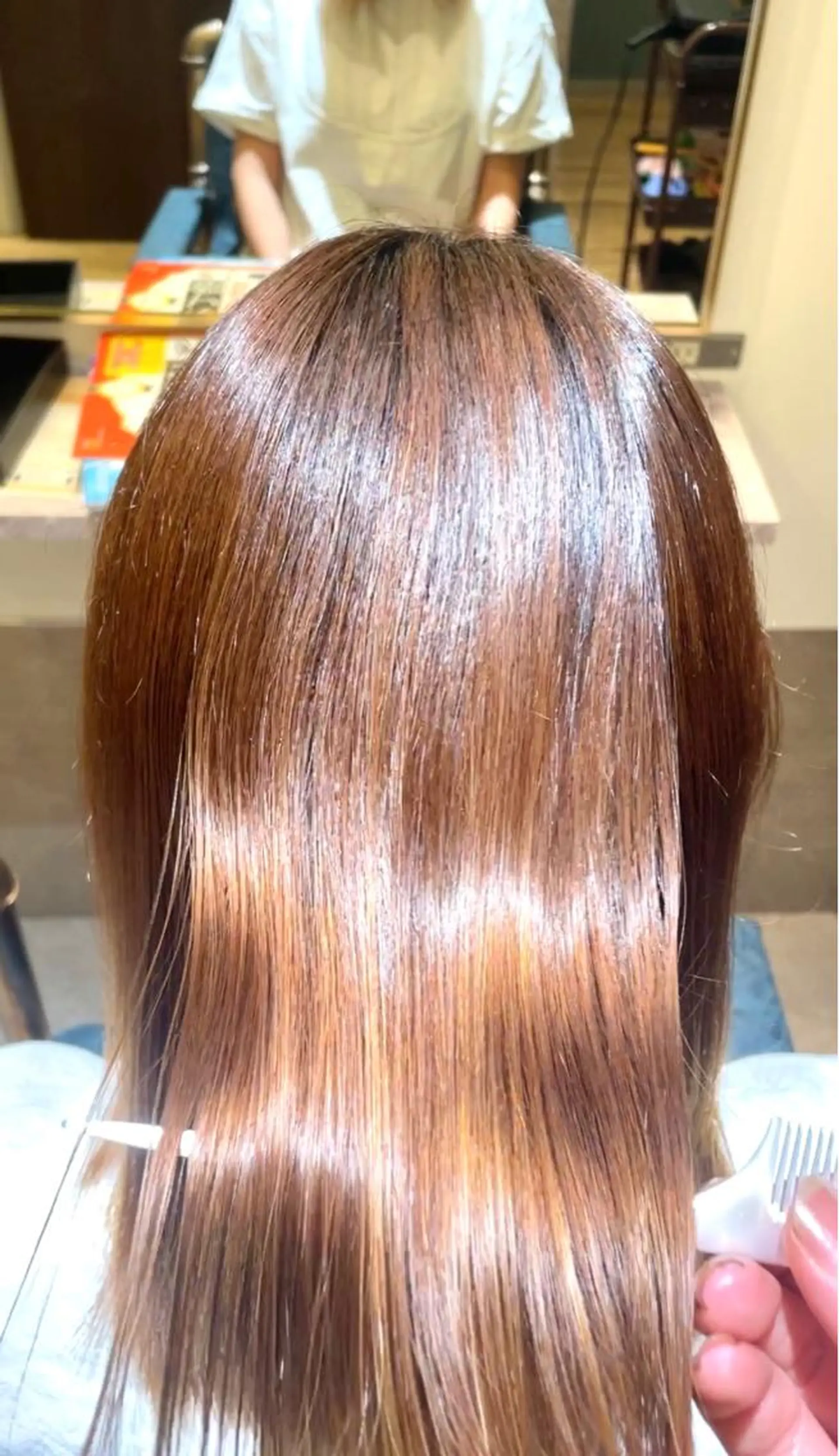 ロング CAROS　atelier所属・安倍 辰哉のヘアスタイル