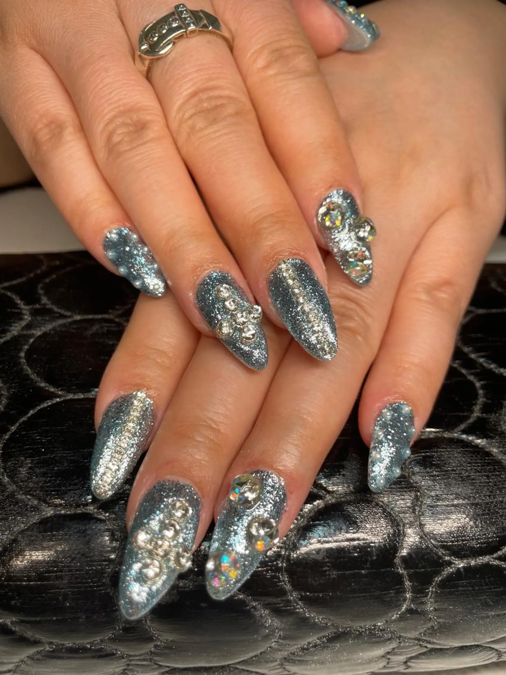 ネイル ハンドネイル 荒井 海輝のネイルデザイン