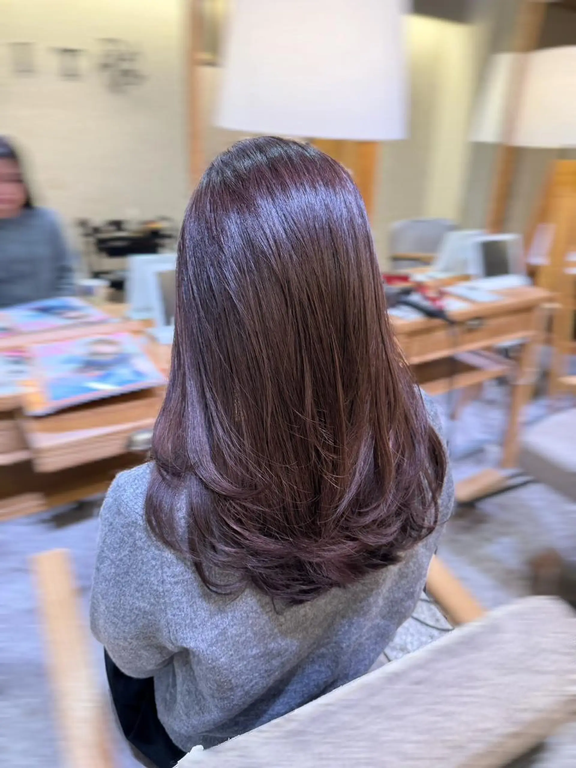 ロング カット ヘアカラー トリートメント &.TIGRE KUMAMOTOのヘアスタイル