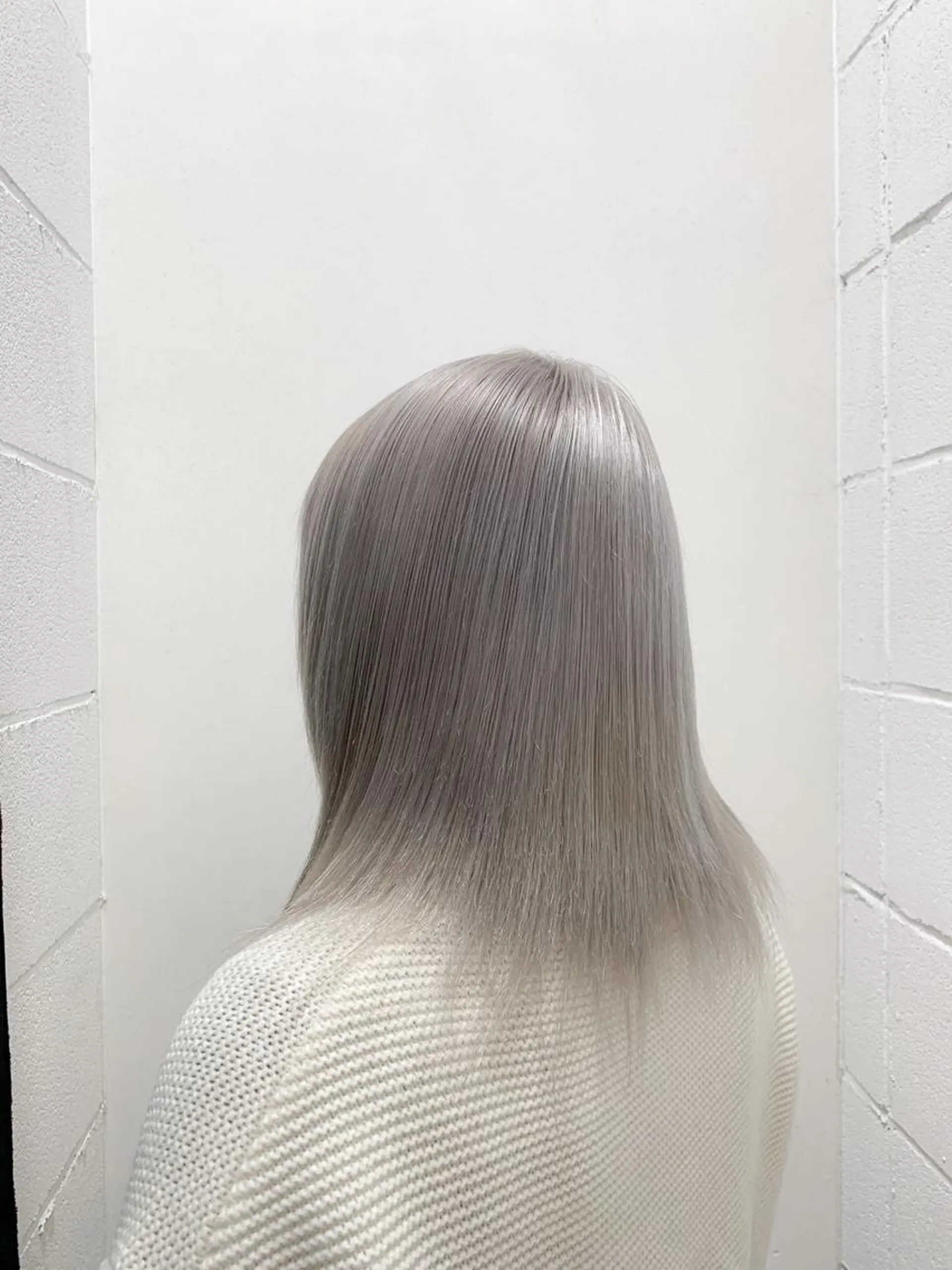 ミディアム カラー ブリーチ ブロンド ホワイトブロンド ヘアカラー トリートメント THE./ブリーチ 透感カラー/髪質改善のヘアスタイル