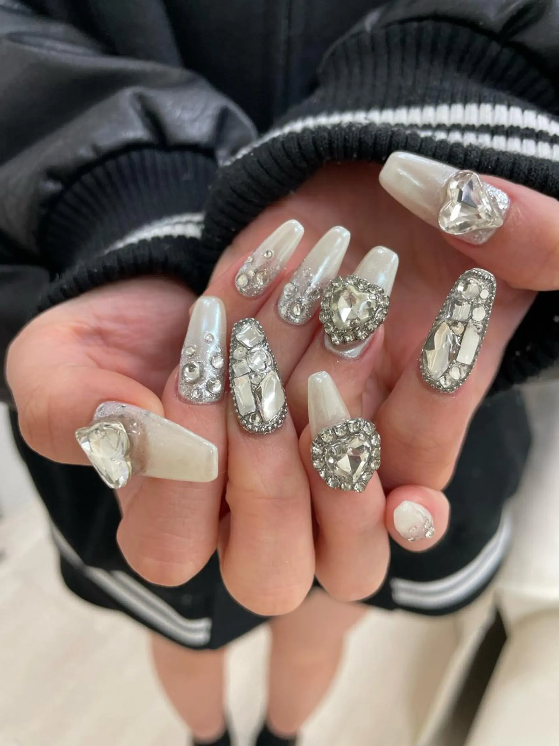 ネイル ハンドネイル Hisaka Mikiのネイルデザイン