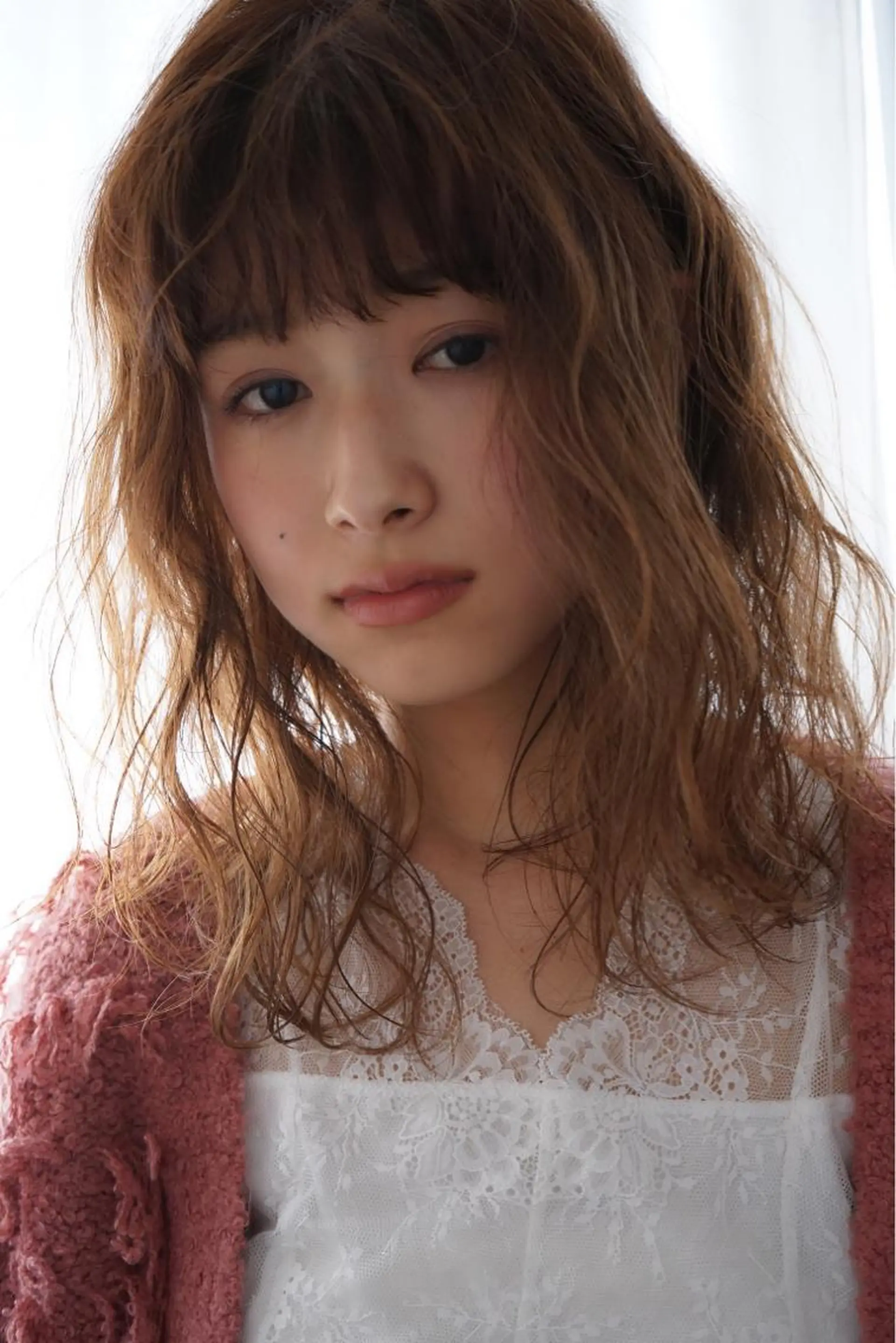 ロング カラー パーマ ヘアアレンジ アッシュ ベージュカラー カット ヘアカラー 可愛いを作る神 ナオヒロのヘアスタイル