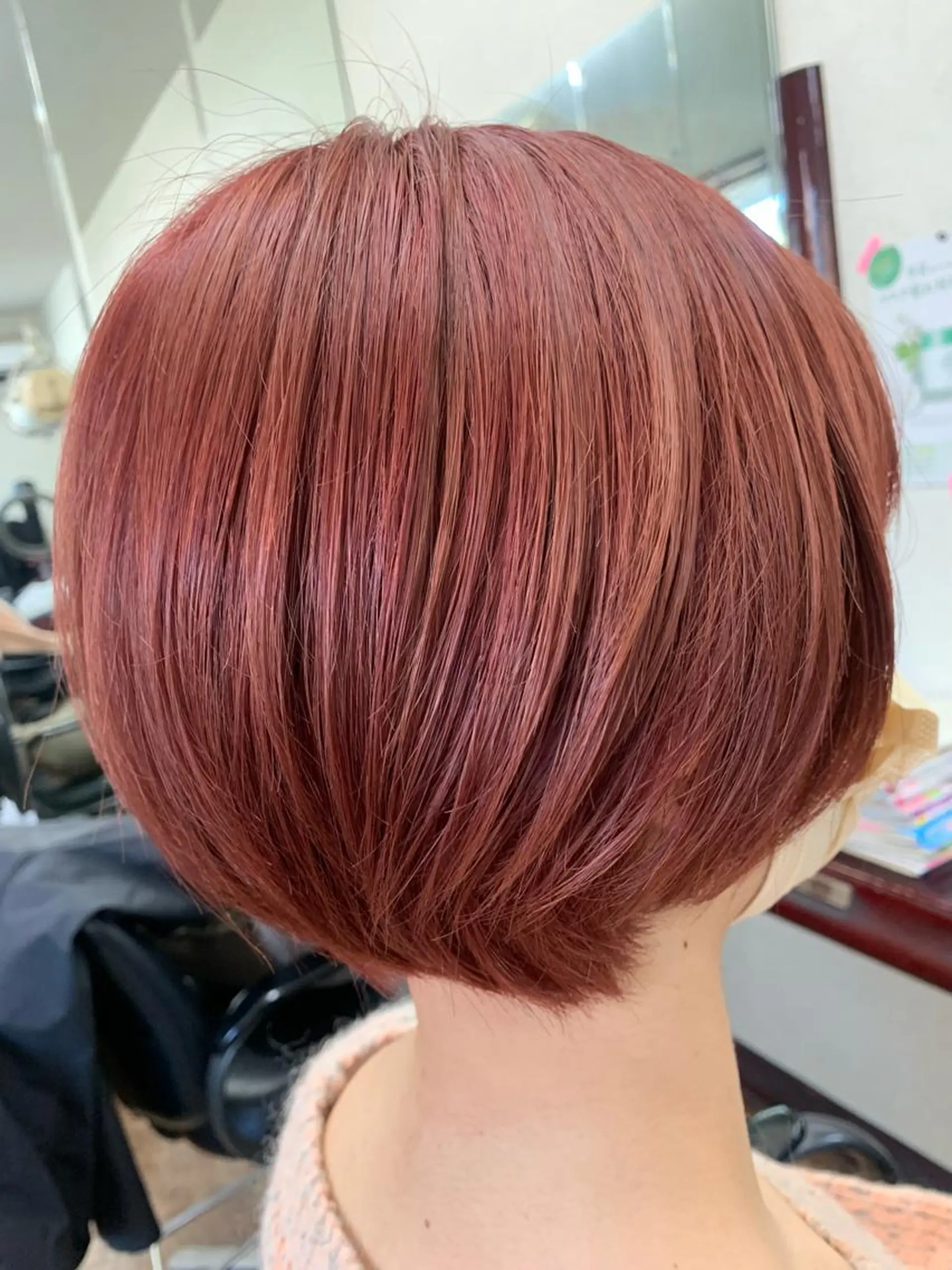 ショート カラー オレンジ ピンクカラー 後藤 弓佳のヘアスタイル