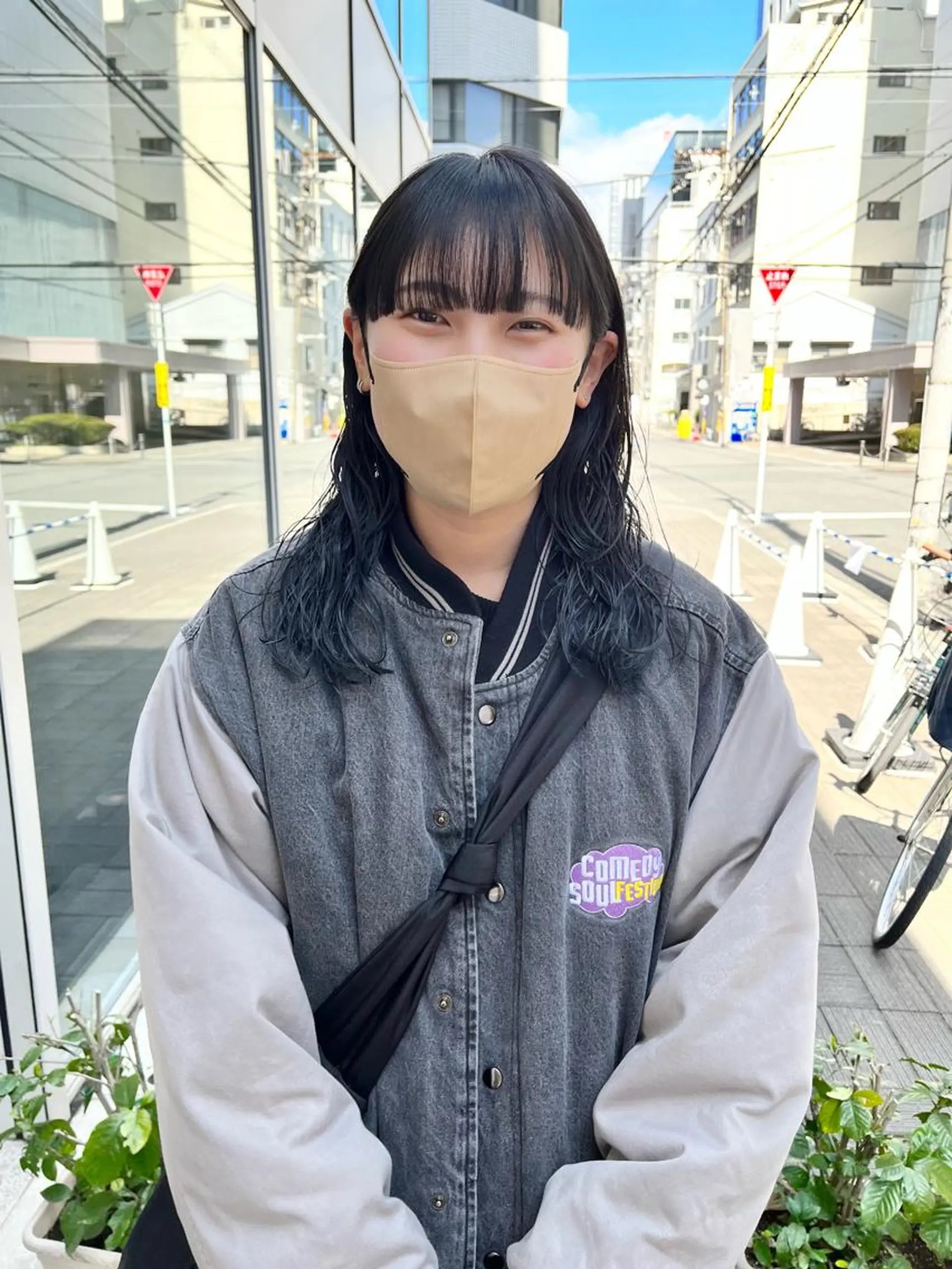 セミロング カラー パーマ セミロングパーマ 黒髪 ブルーカラー ブルーブラック カット パーマ ショート/パーマ/ カラー/FUKOのヘアスタイル