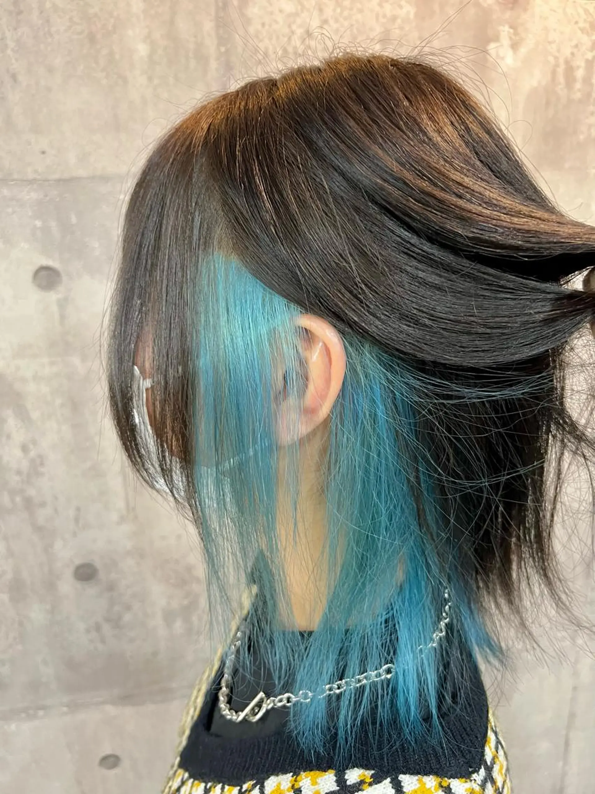 セミロング カラー ブリーチ イヤリングカラー ヘアカラー トリートメント 興津/韓国レイヤー ダブルカラー美髪縮毛のヘアスタイル