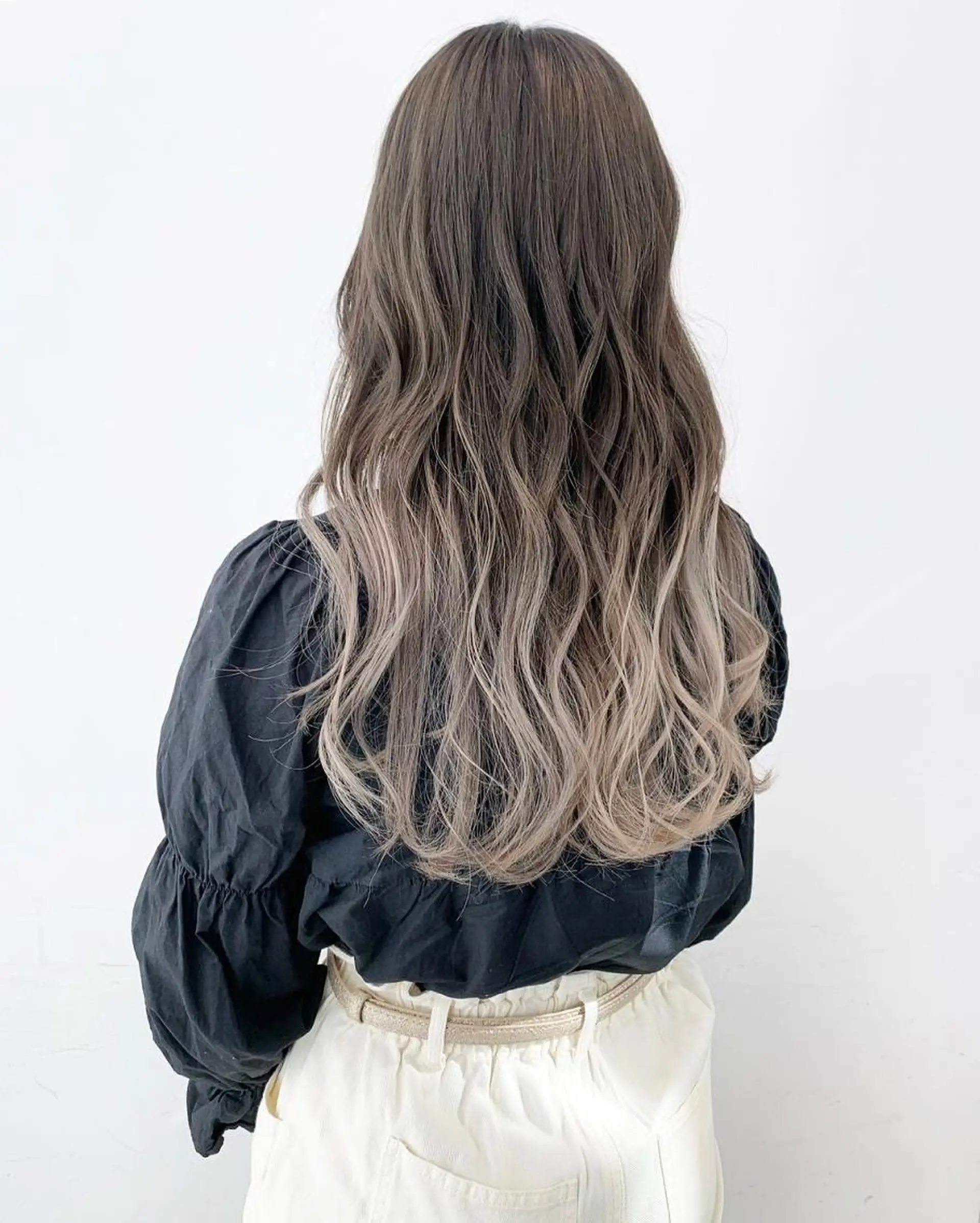 セミロング ボブ ハイライト 髪質改善 韓国風ヘア レイヤーカット 【公式】amble luxe 中野のヘアスタイル