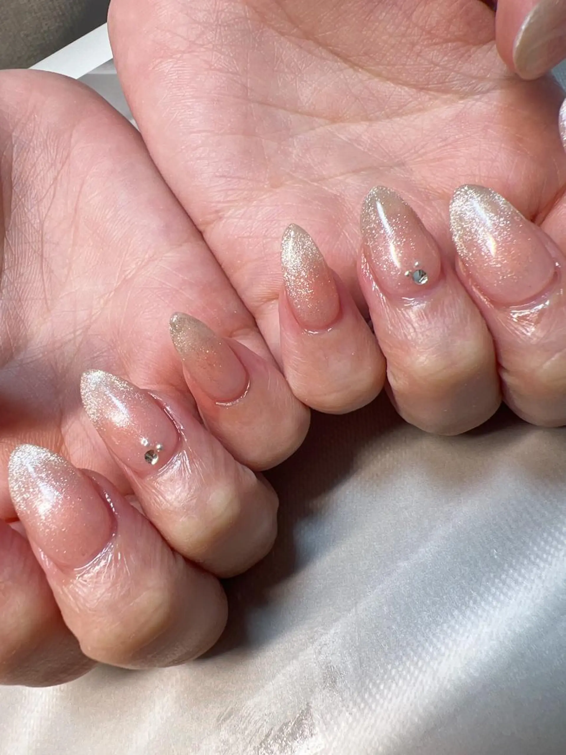 ネイル チークネイル グラデーション マグネットネイル coco nailのネイルデザイン