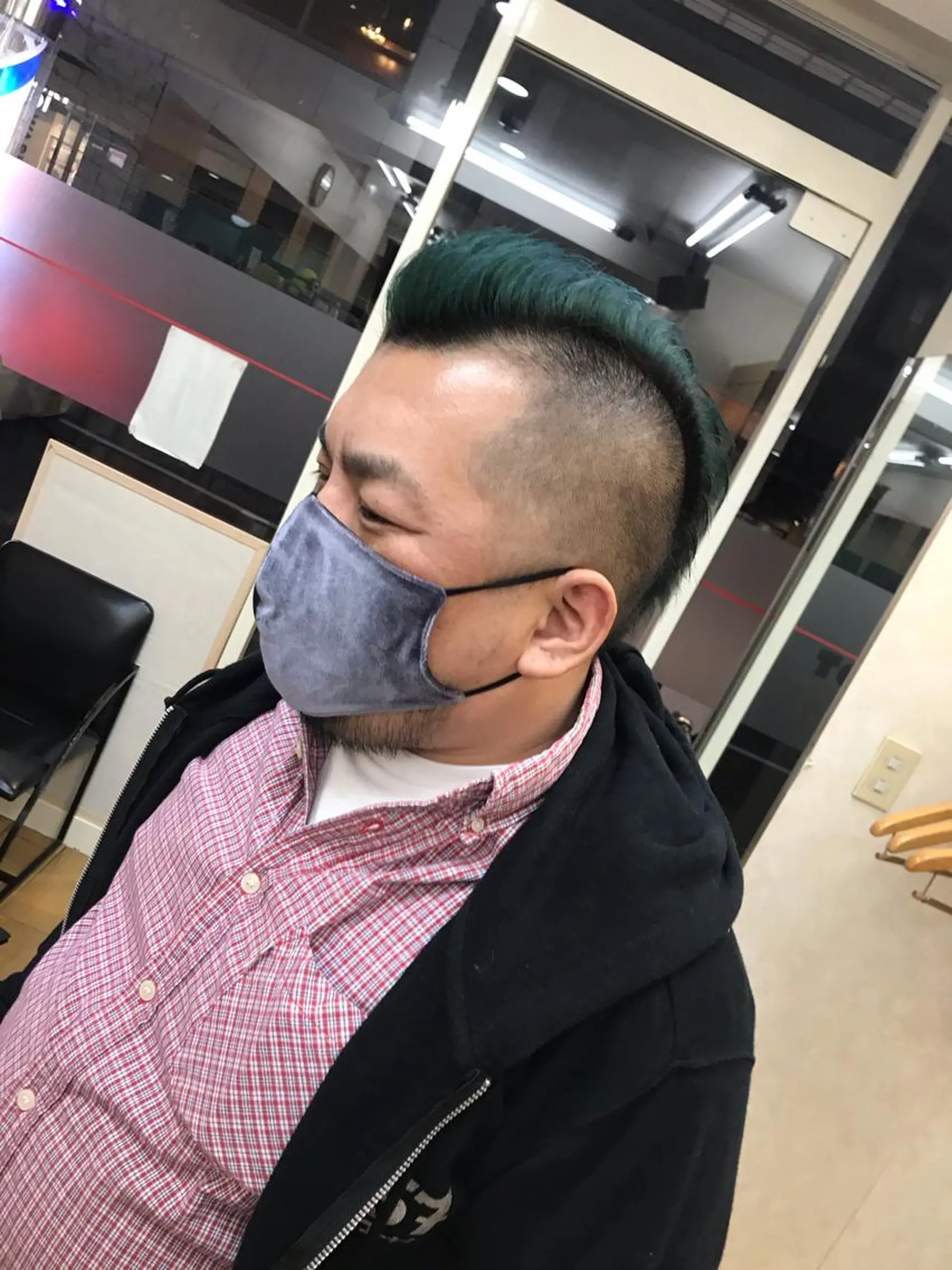 ショート カラー メンズ デザインカラー ヘアカラー 新中野メンズサロン TOKUTOKOのヘアスタイル