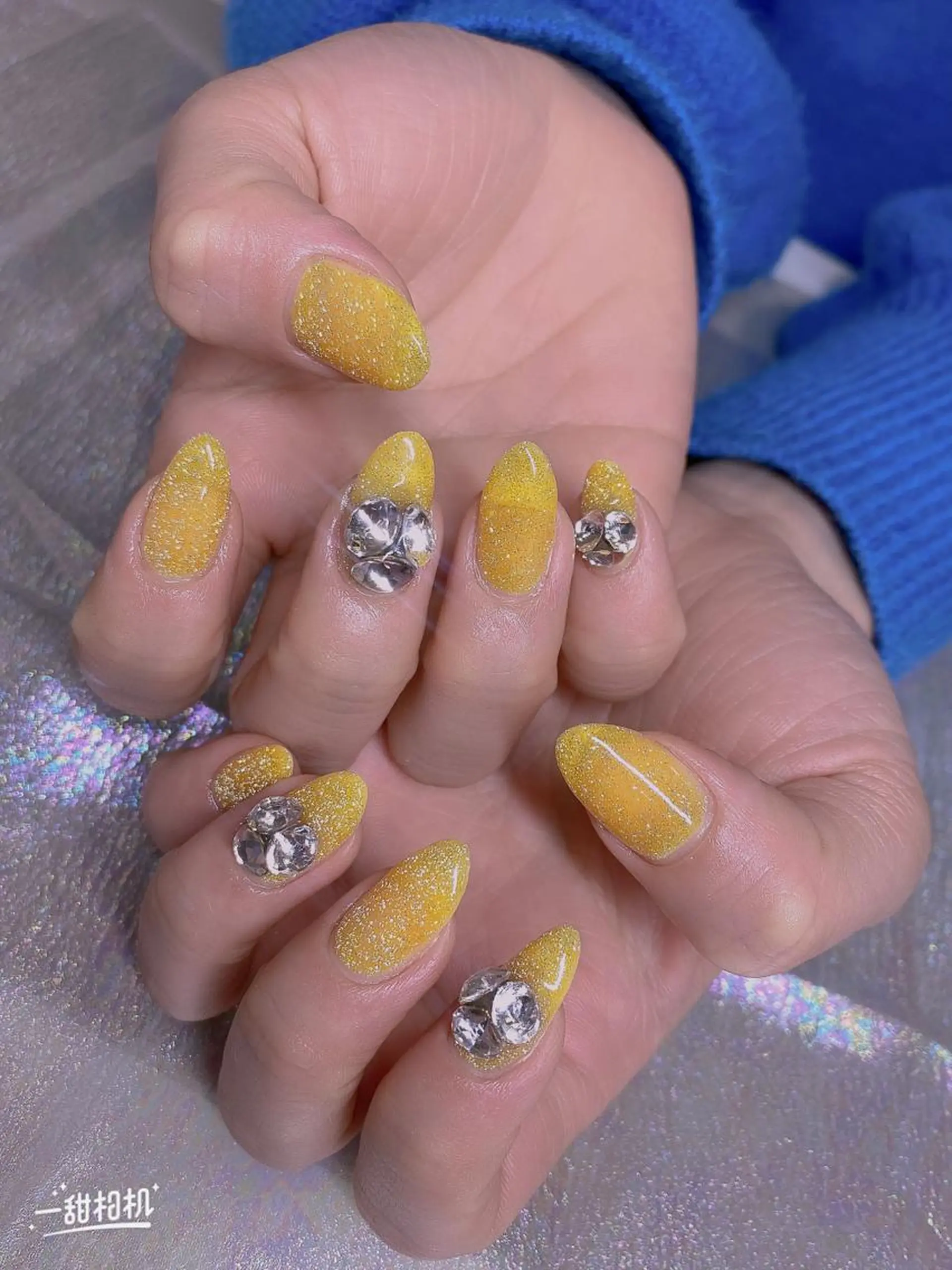 ネイル ストーンネイル 美爪パラジェル導入店 Sunnilyのネイルデザイン