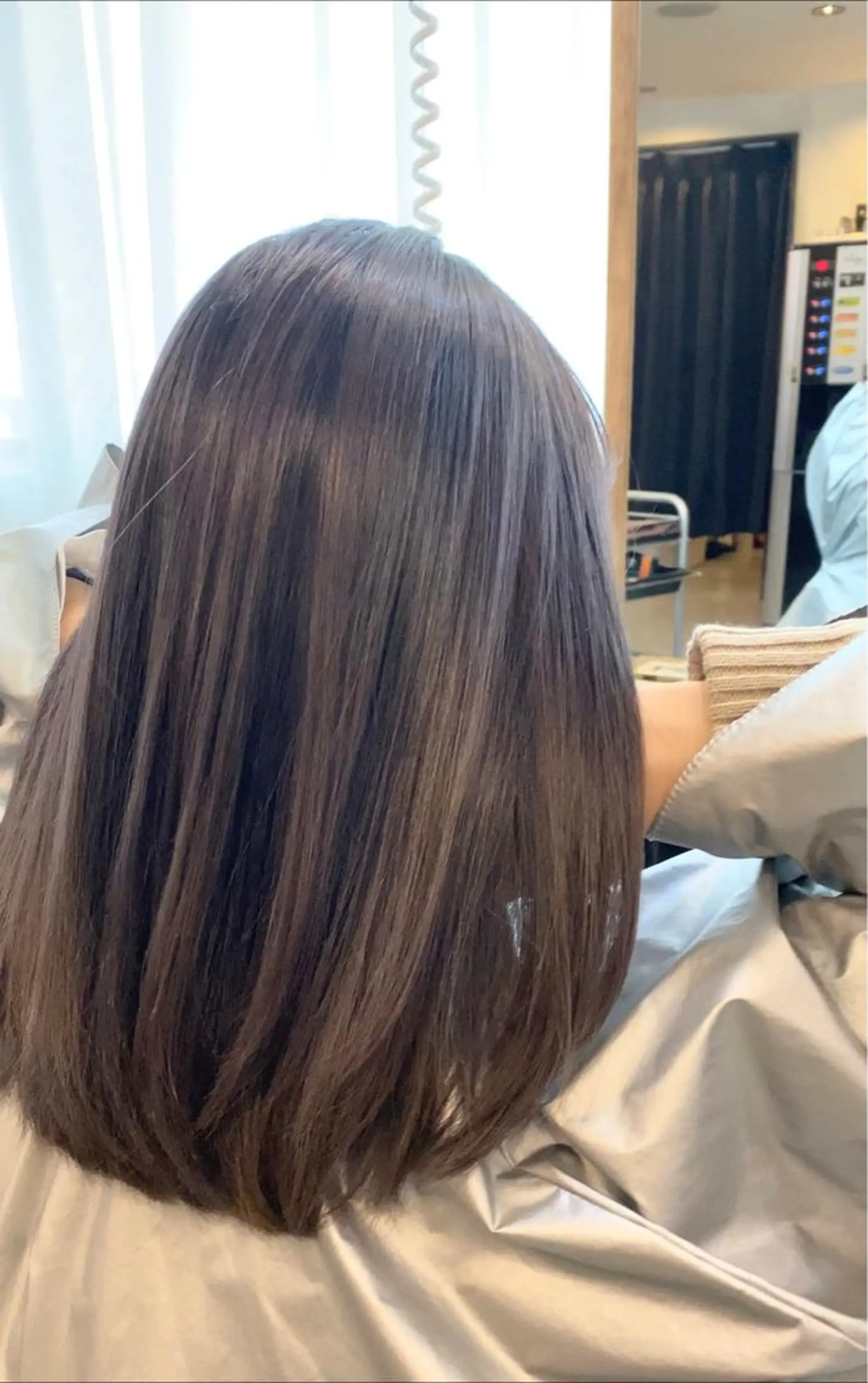 セミロング カラー ヘアアレンジ バレイヤージュ グレージュ ラベンダーカラー ラベンダーグレージュ ラベンダーグレー カット ヘアカラー トリートメント 綺麗な髪質にしたい方 限定🌈清水　祥のヘアスタイル