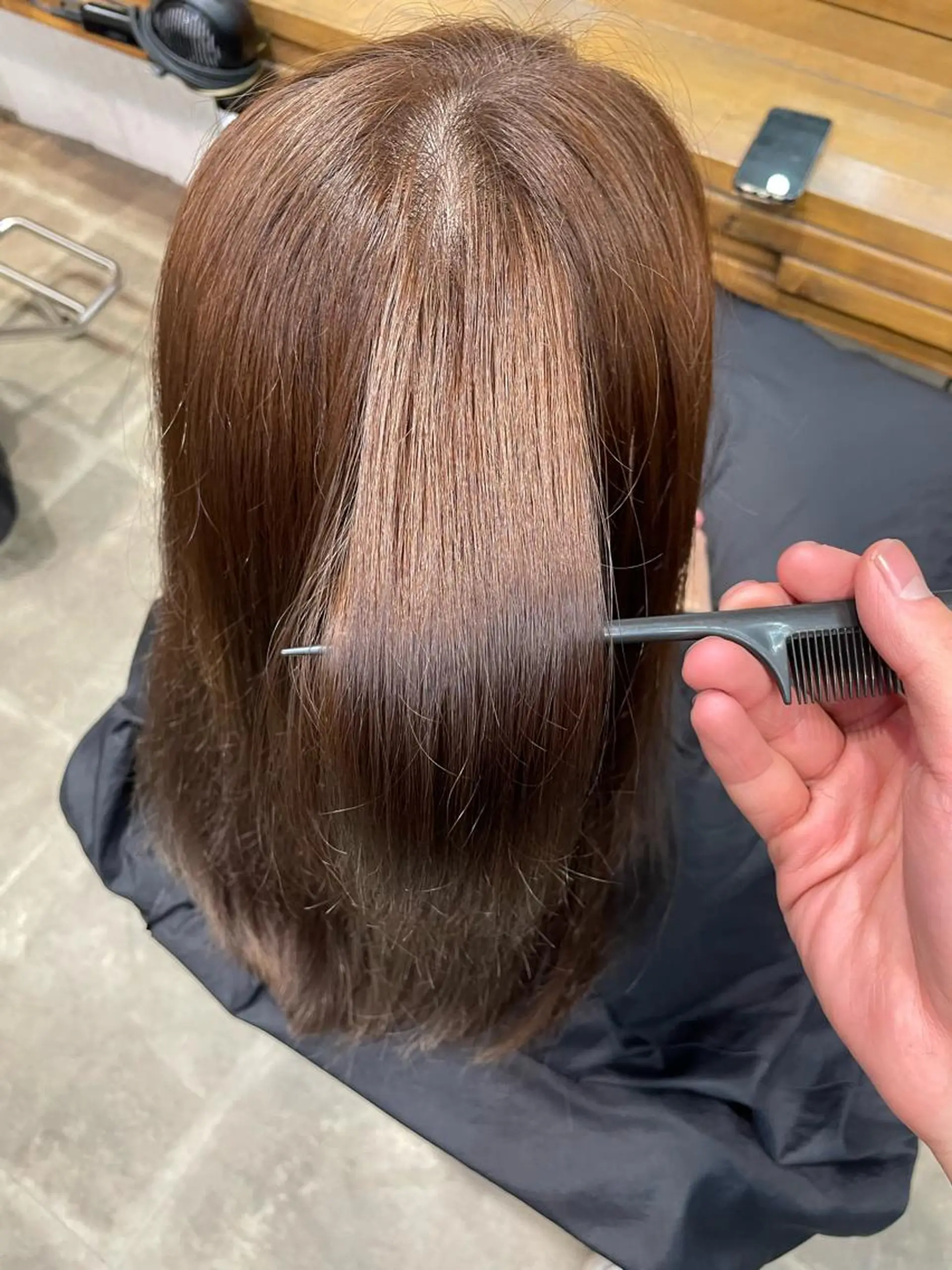 セミロング カラー 松田 恋のヘアスタイル