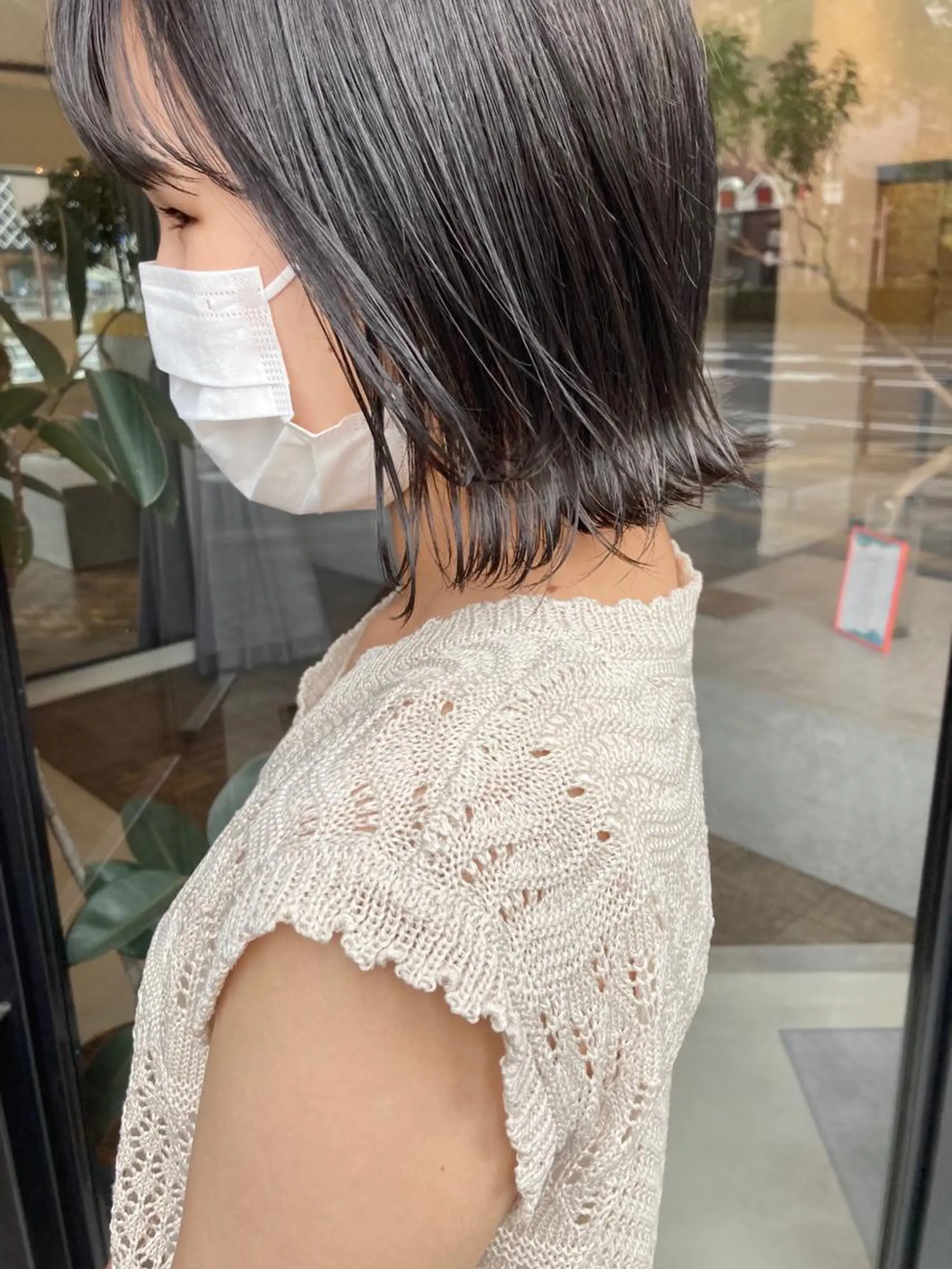 ミディアム オオタ ユキのヘアスタイル