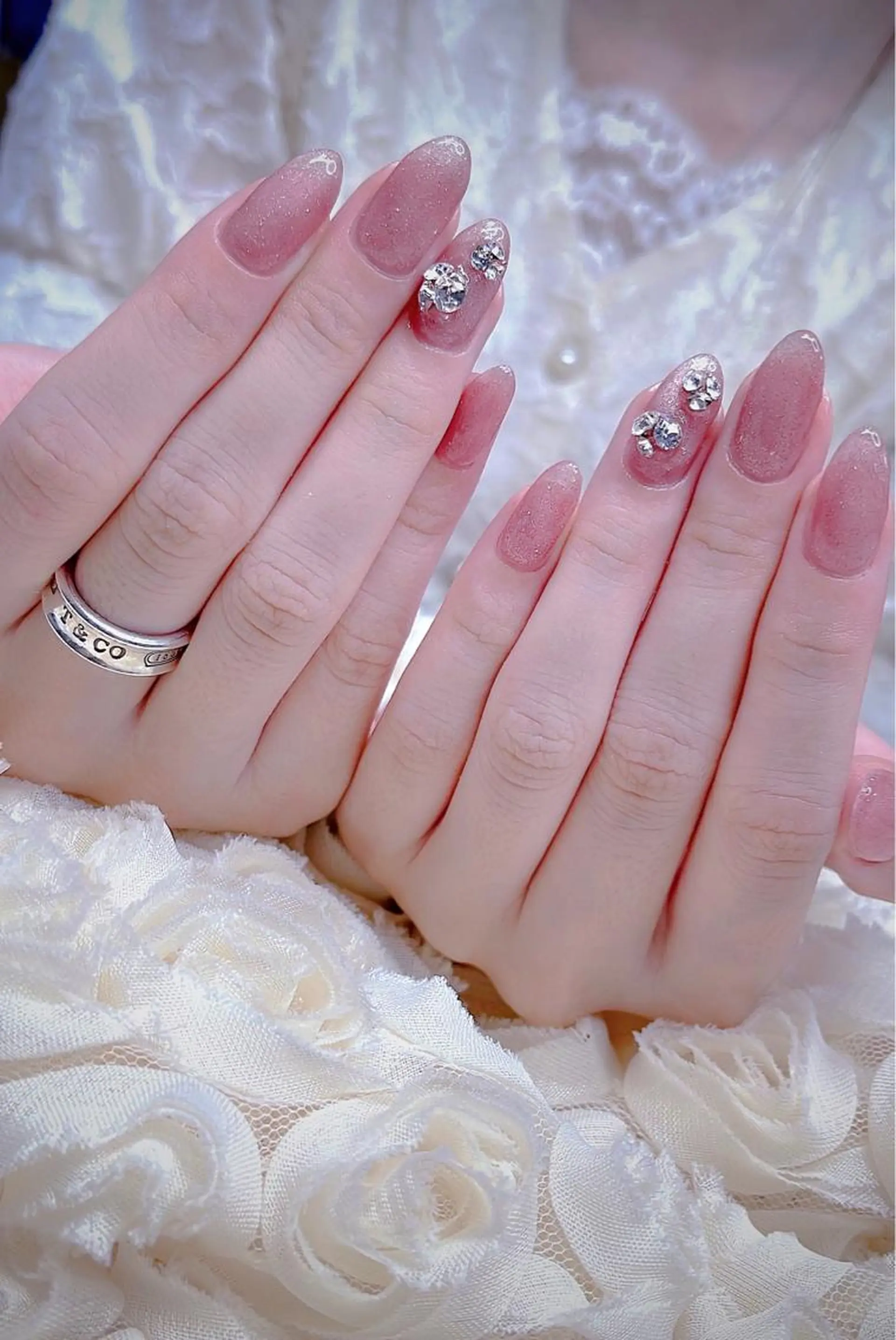 ミディアム めぐみのネイルサロン スタッフ練習のネイルデザイン