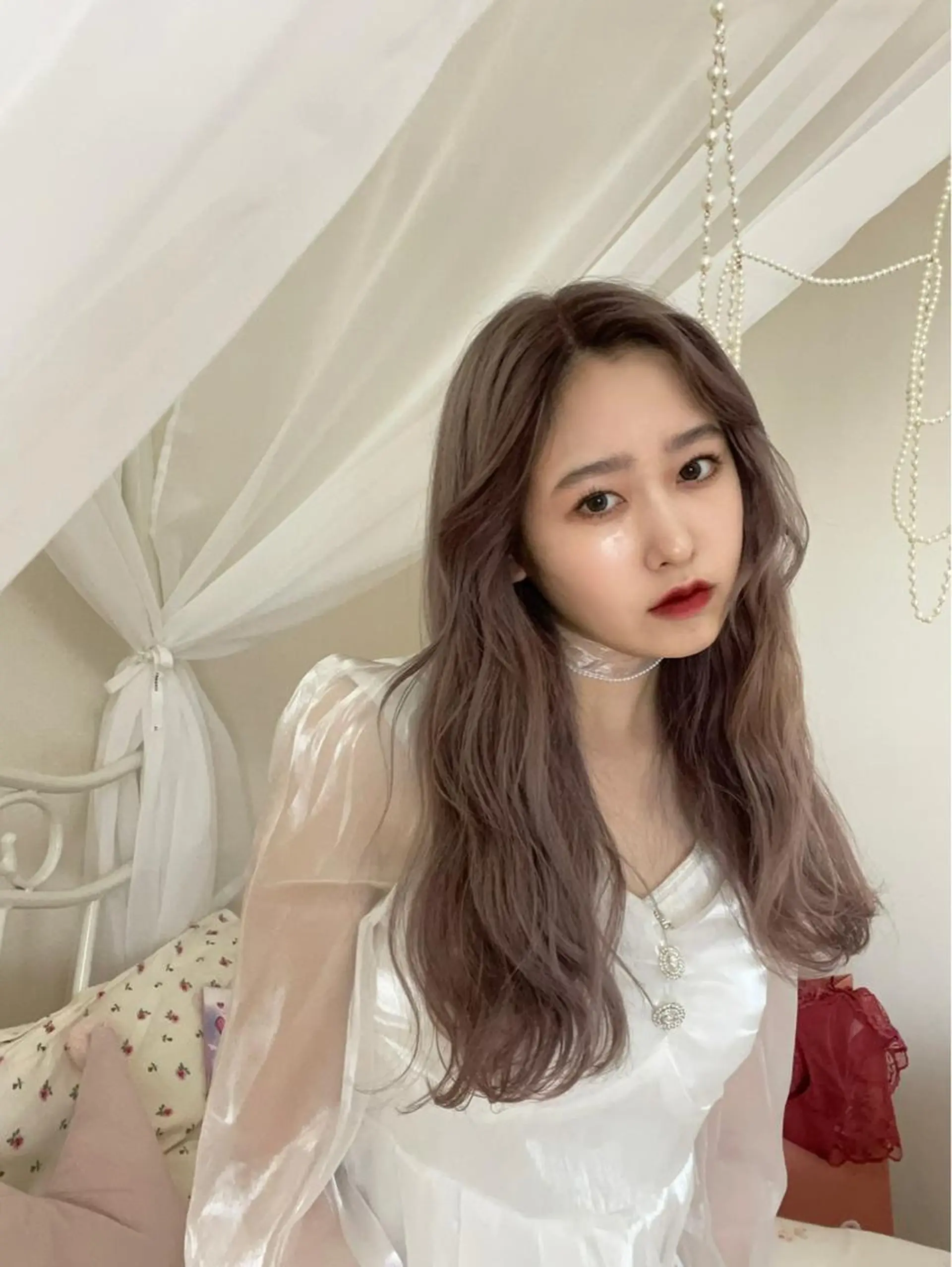 ロング カラー ブリーチ 透明感カラー レイヤーカット 韓国風/yukinoのヘアスタイル