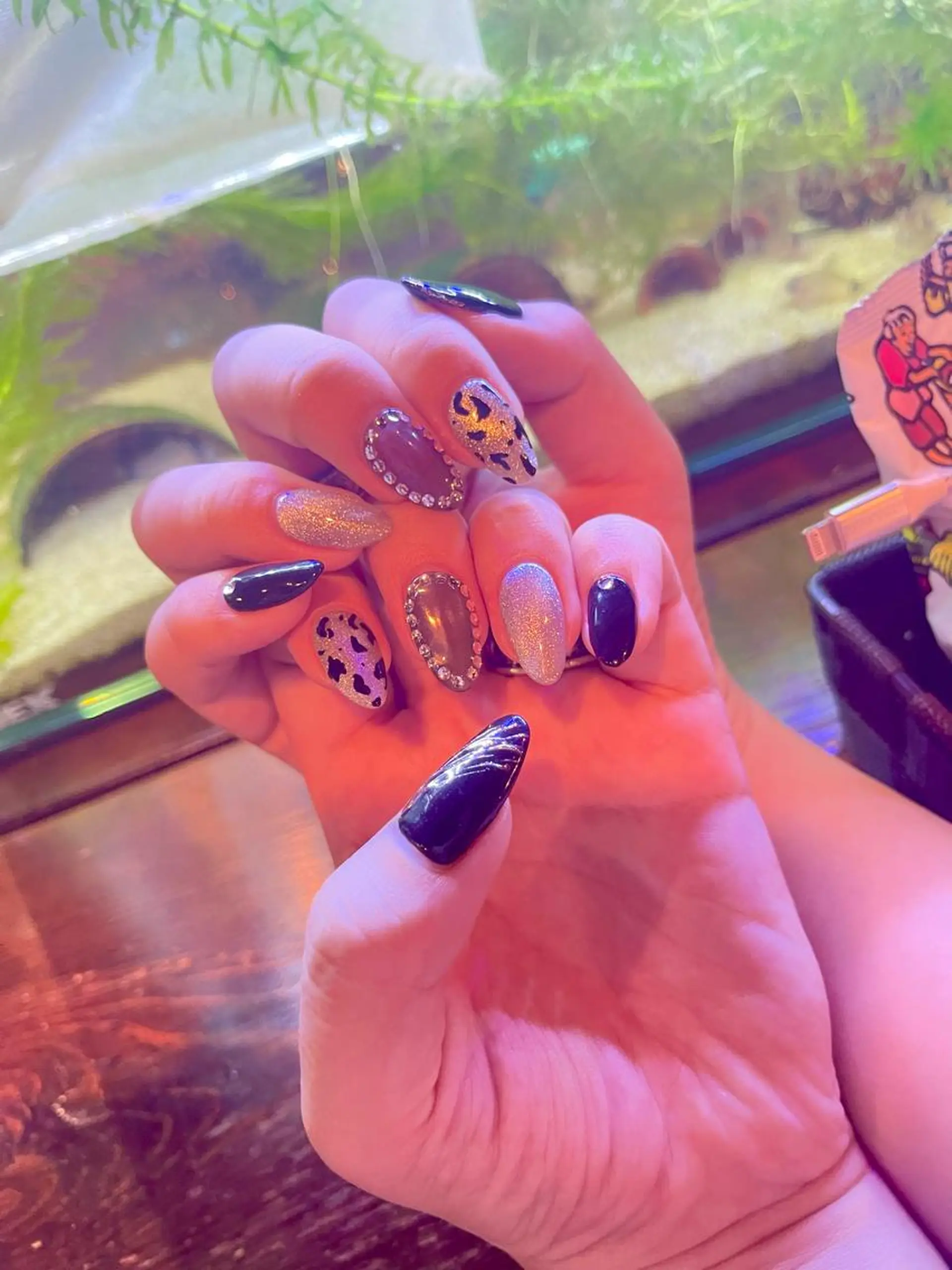 ネイル 高尾 梨花のネイルデザイン