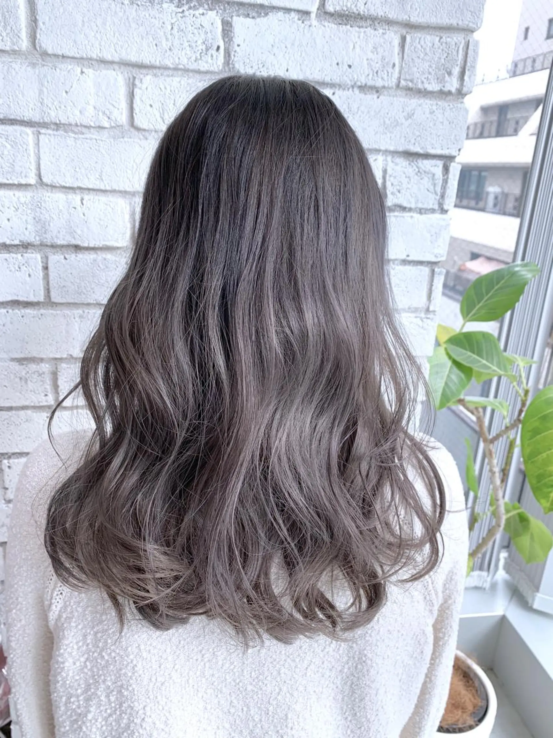 セミロング カラー パーマ ヘアアレンジ キッズ グレージュ ヘアカラー トリートメント 縮毛矯正/美髪 髪質改善/石田幸輔のヘアスタイル