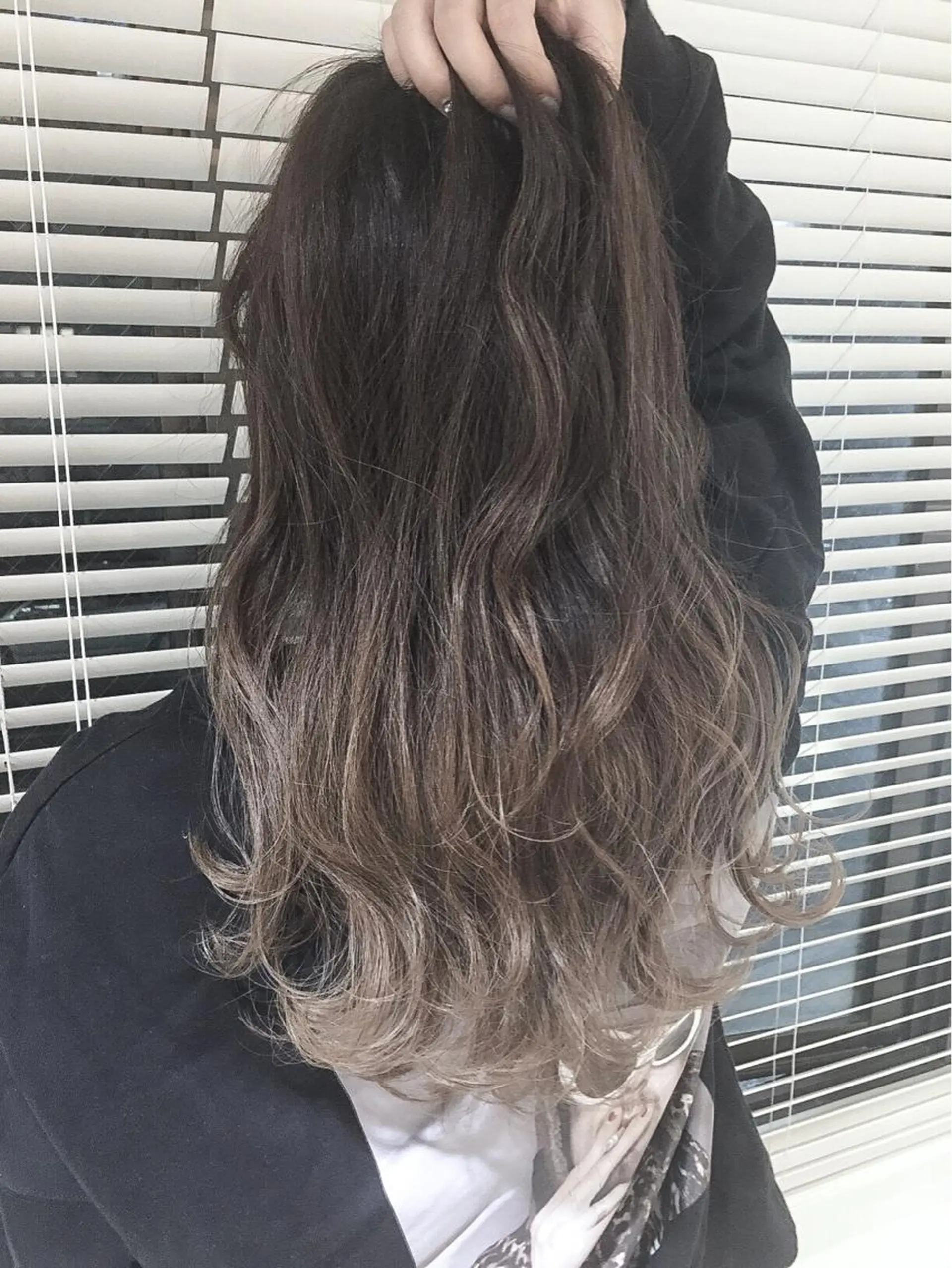 セミロング ハイライト カット ヘアカラー 縮毛矯正 竹内ケンゴ🇰🇷 EIGHT藤沢のヘアスタイル