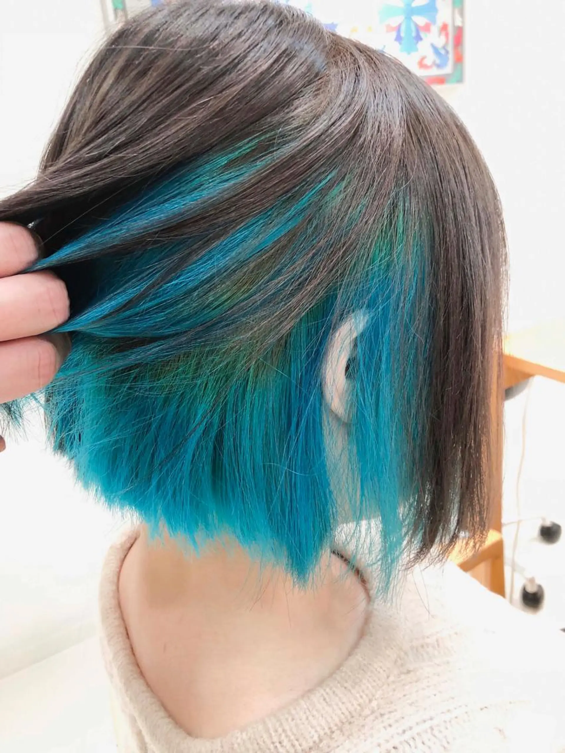 ショート カラー ブルーカラー インナーカラー Days 透明感カラーのヘアスタイル