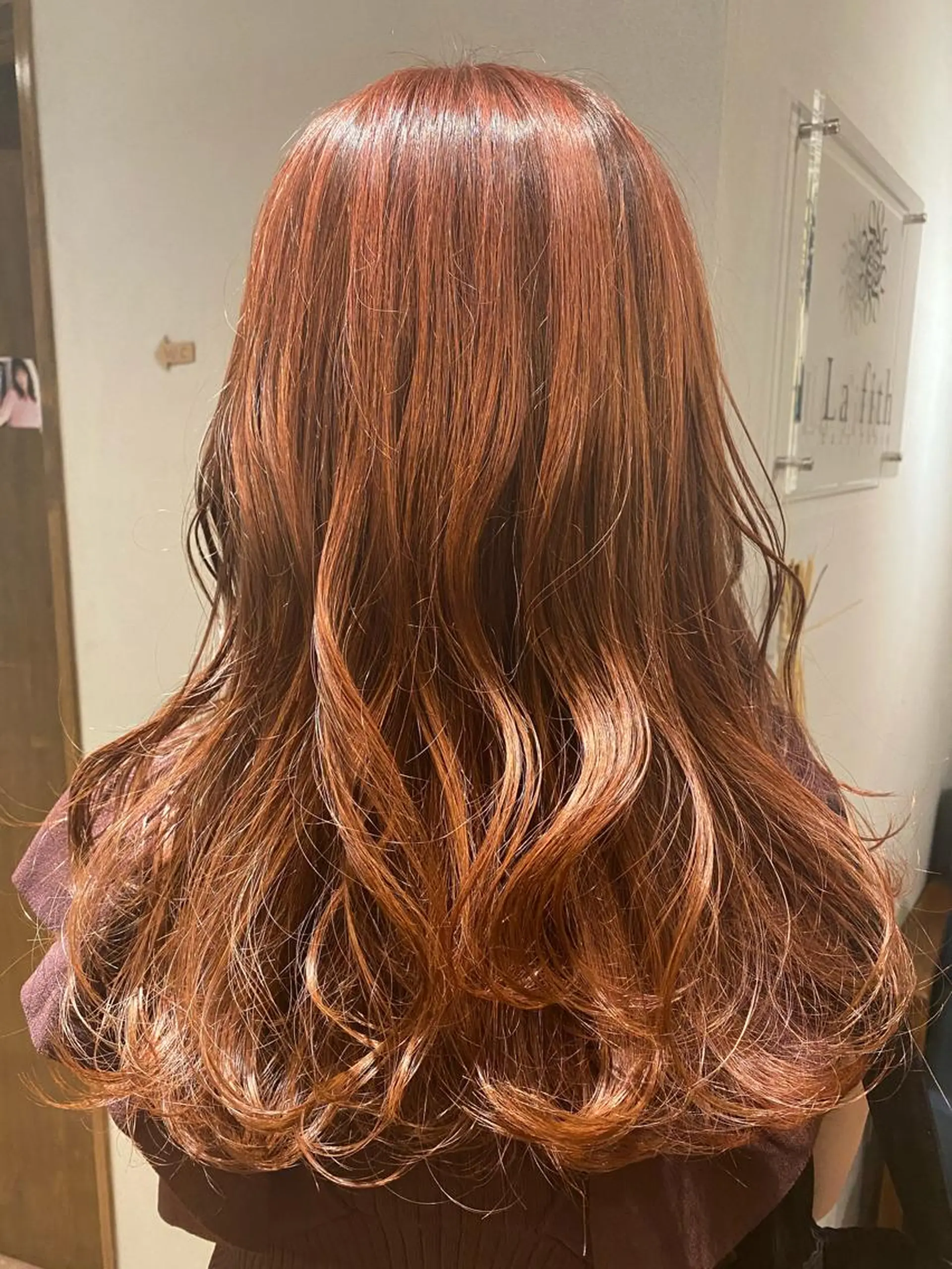 セミロング カラー オレンジ ピンクカラー 新店舗🌟美髪矯正 🌟三塚有紀子のヘアスタイル