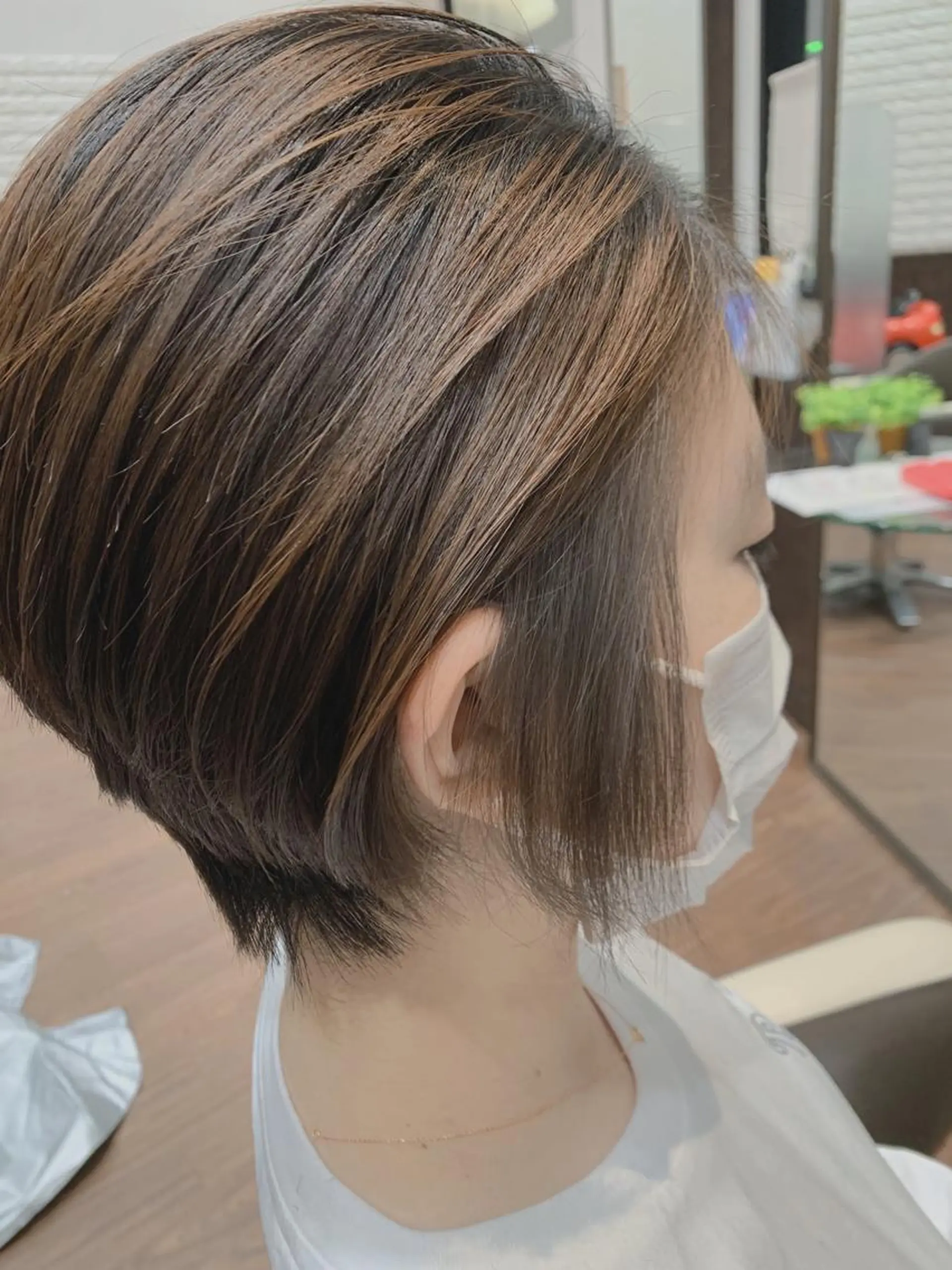 ショート カラー Ebise Kazunoriのヘアスタイル