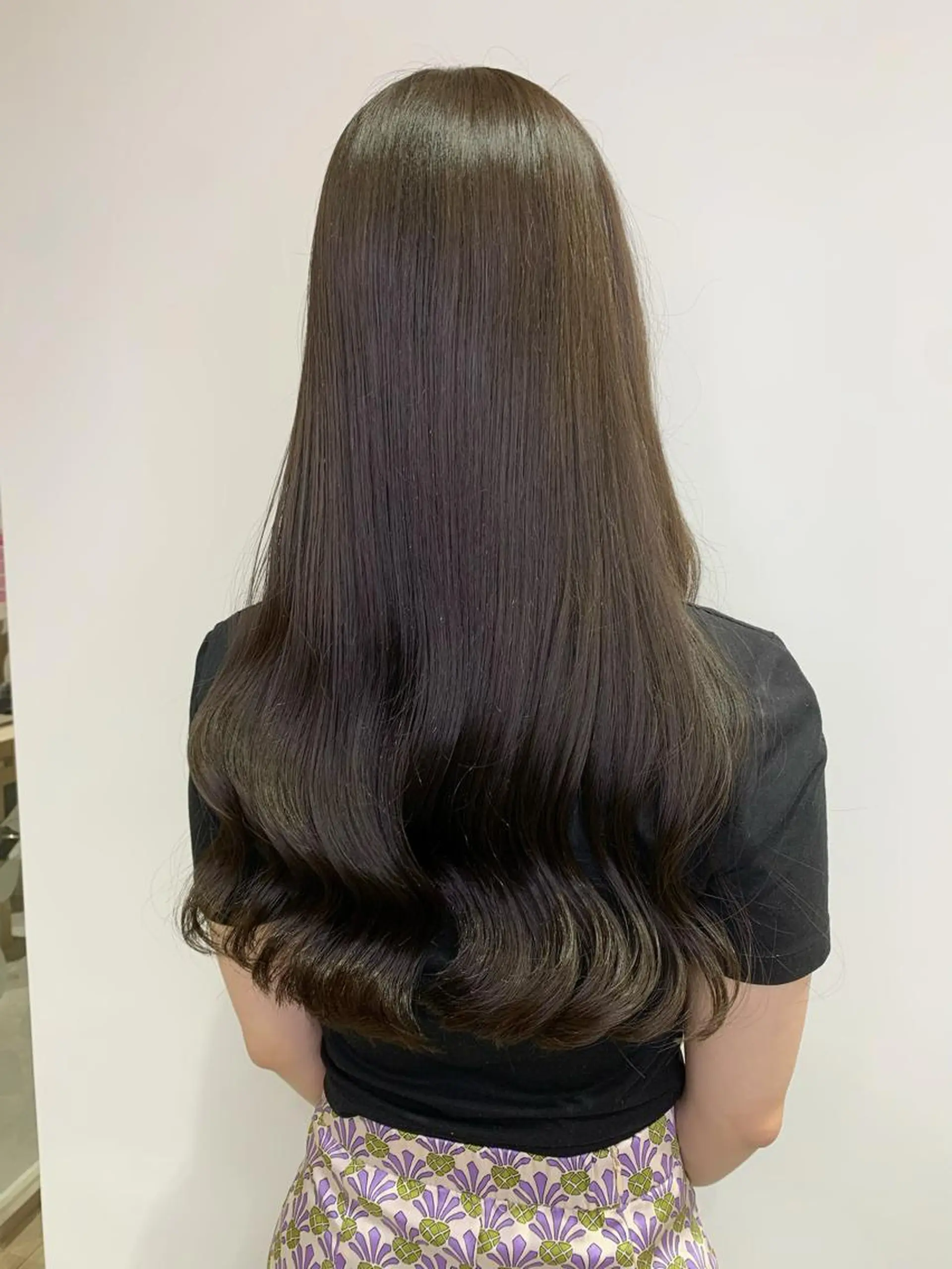 ロング カラー パーマ 近藤千翔🩵 髪質改善Periodのエステ・リラクイメージ