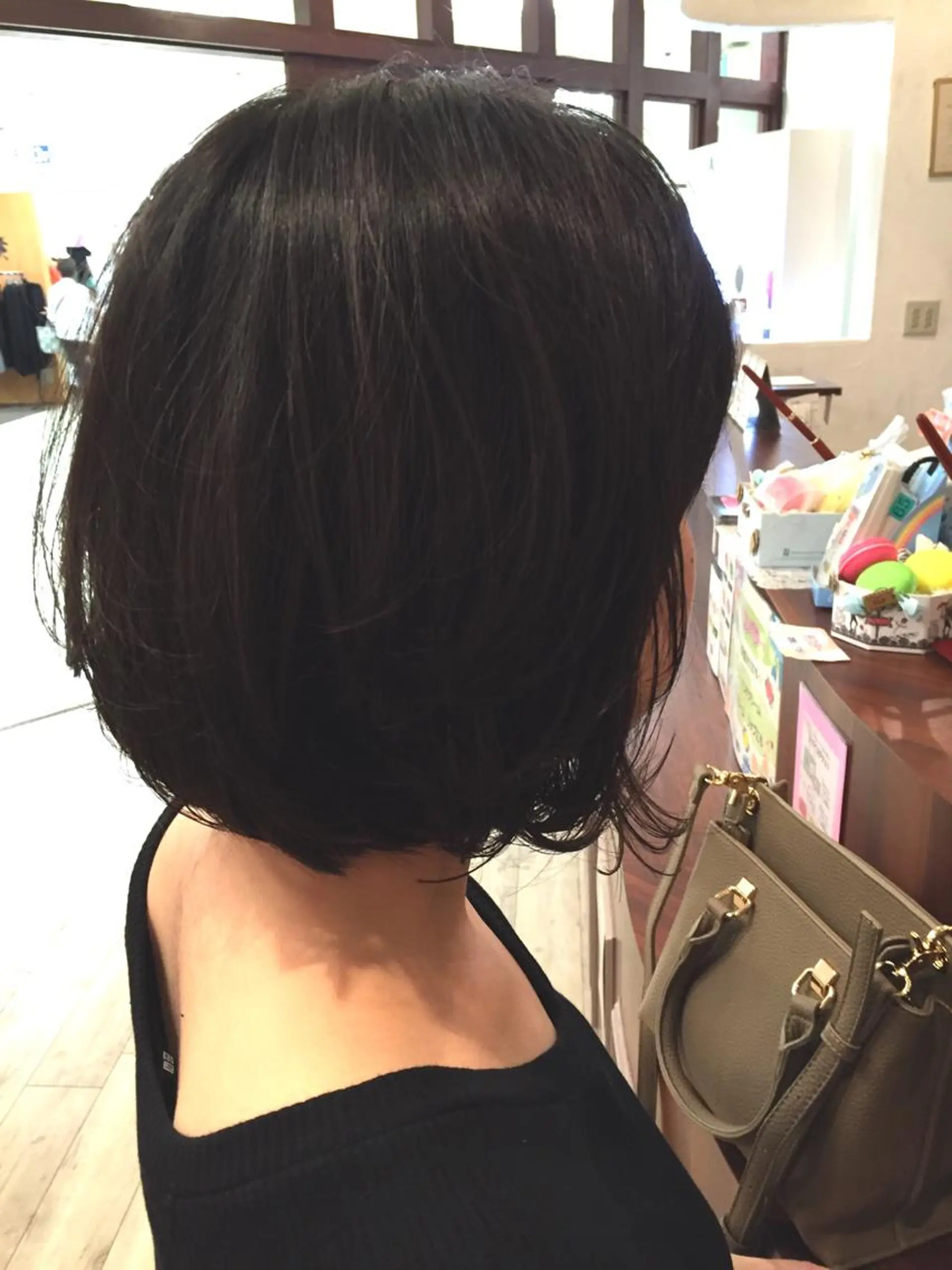 ショート 切りっぱなしボブ ボブ 所渉/韓国レイヤー /ウルフカットのヘアスタイル