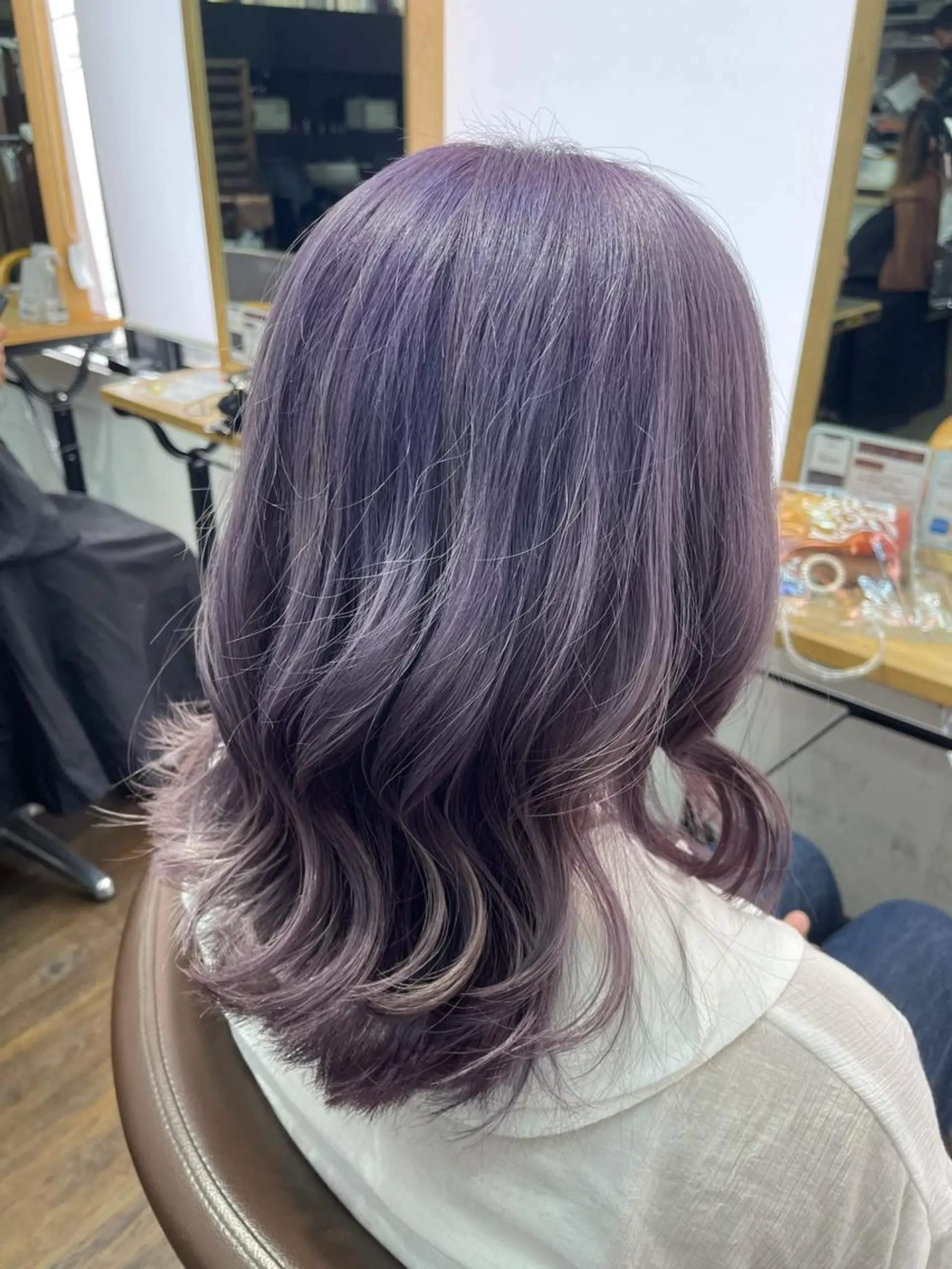 セミロング カラー 🎀艶ブリーチカラー 🎀Fan.🎀秋山のヘアスタイル