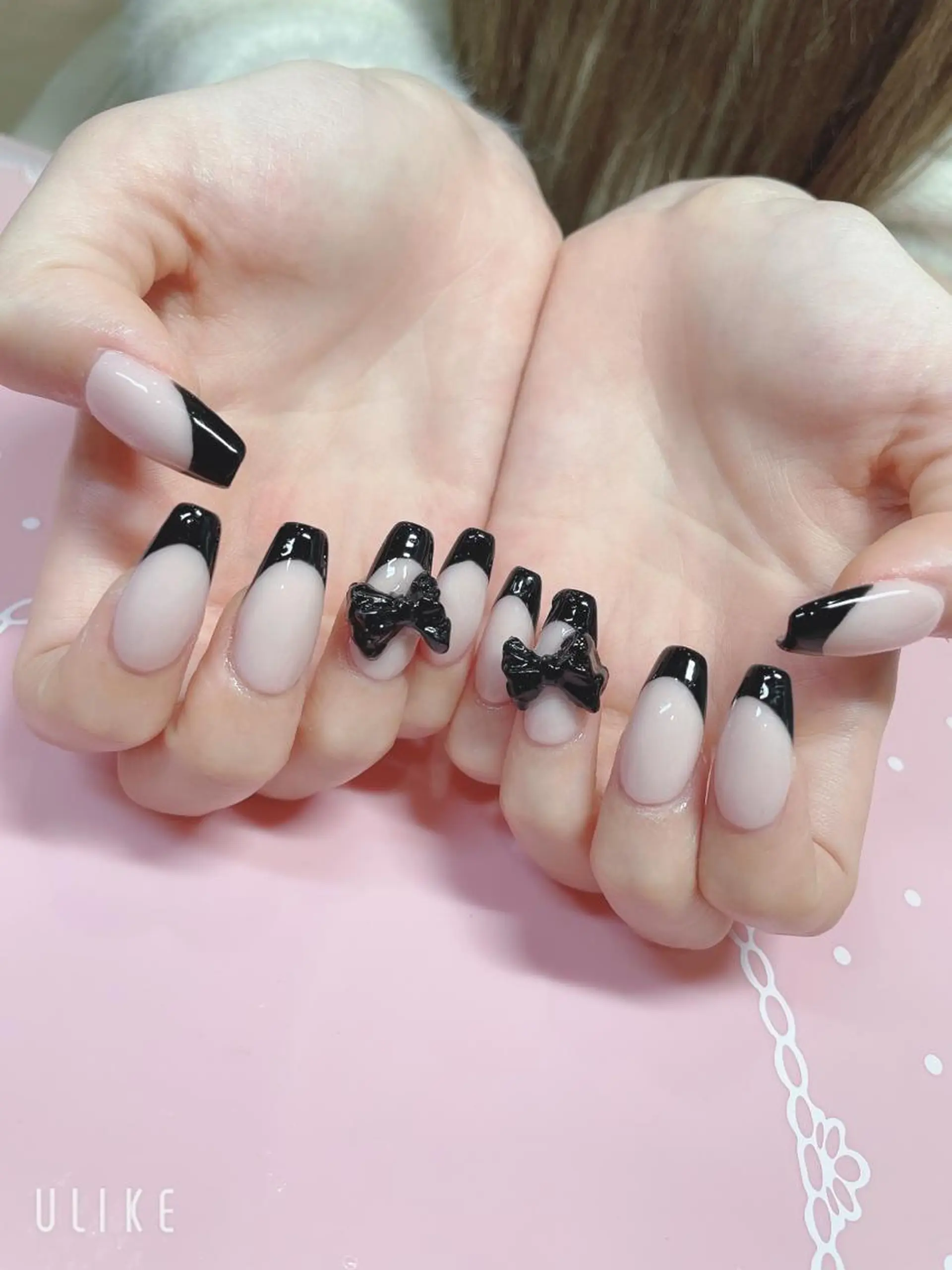 ミディアム ネイル フレンチネイル ハンドネイル 《LB》ラブリエ Nail&eyeのマツエク・マツパデザイン