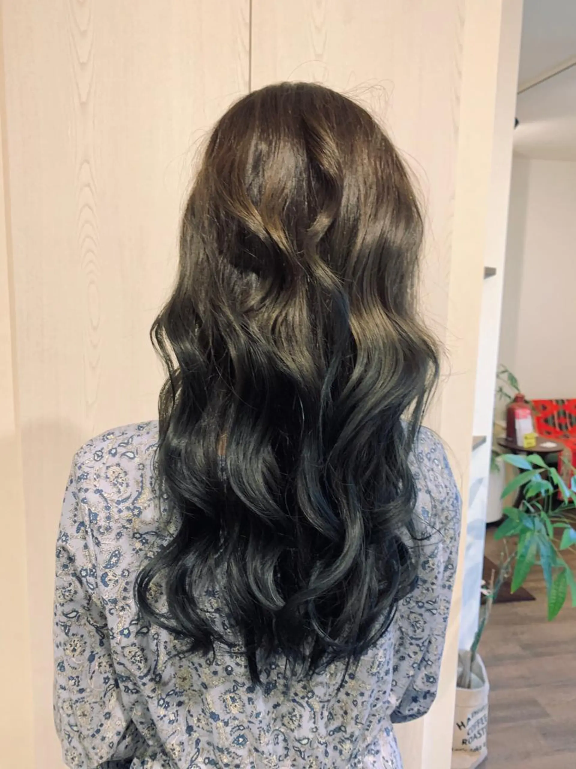 ロング 透明感カラー/ブリー チ無し/瀧田恭平のヘアスタイル