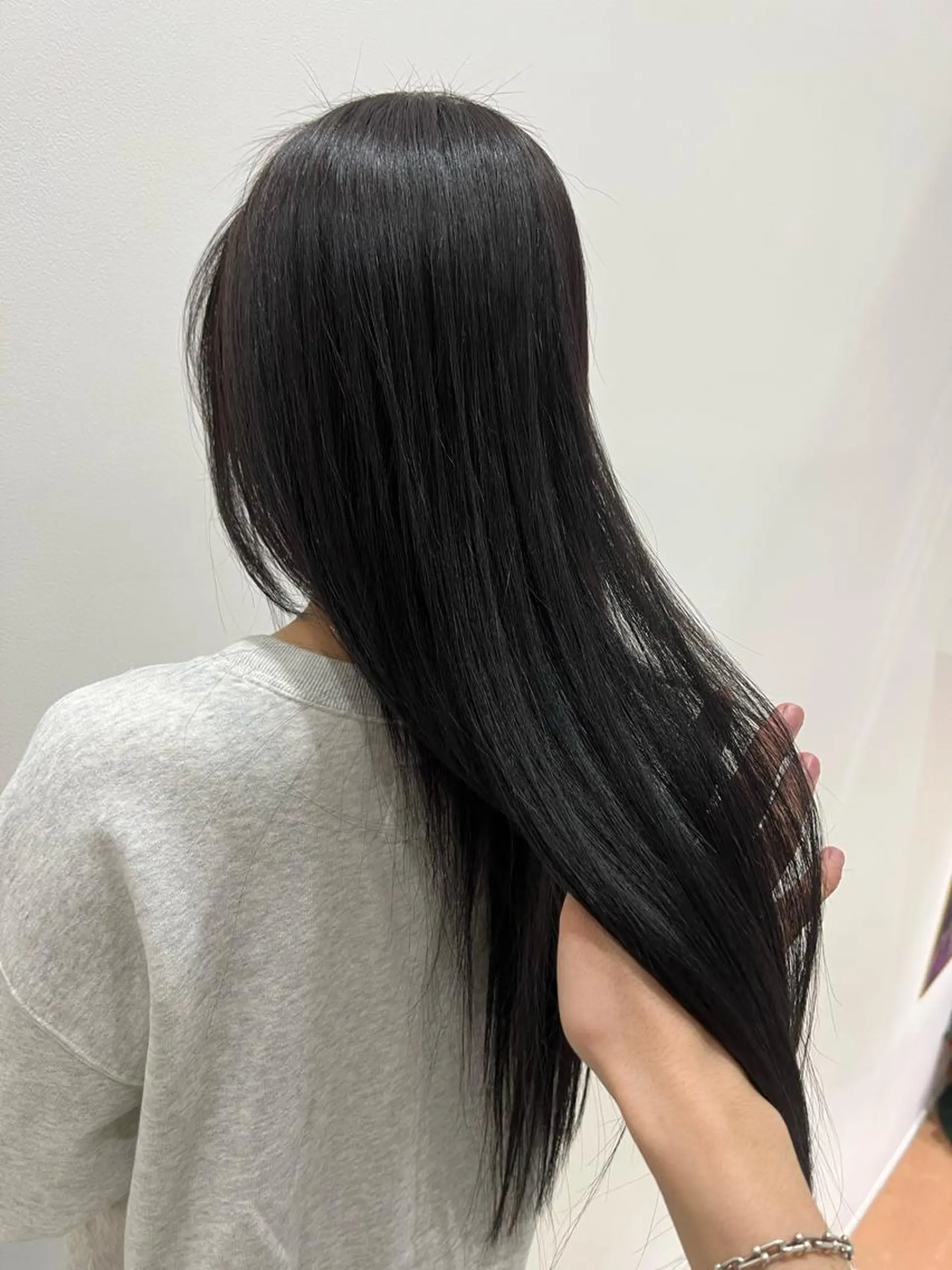 ロング パーマ ヘアアレンジ ヘアカラー トリートメント ヘアセット 🌈インナーカラー ‘ショウマ’🌈のヘアスタイル