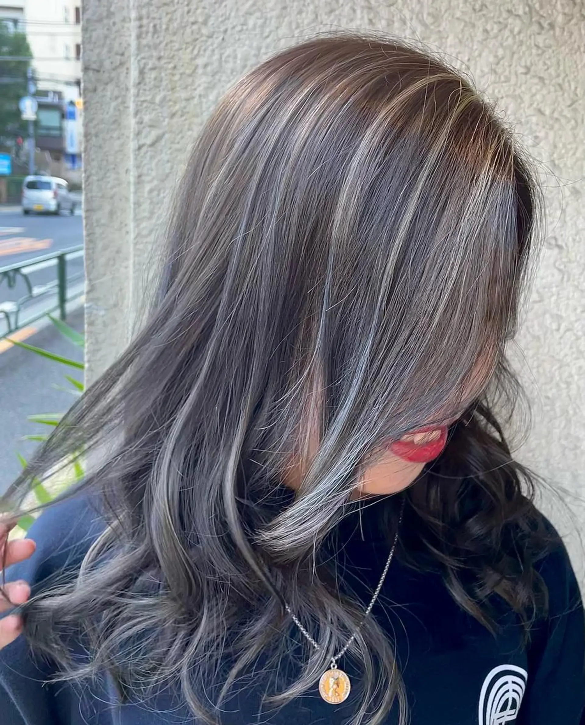 セミロング カラー ヘアアレンジ アッシュ アッシュグレー ハイライトカラー ハイライト ヘアカラー トリートメント 【ピンク/韓国ヘア/ ヘアセット】亜海のヘアスタイル