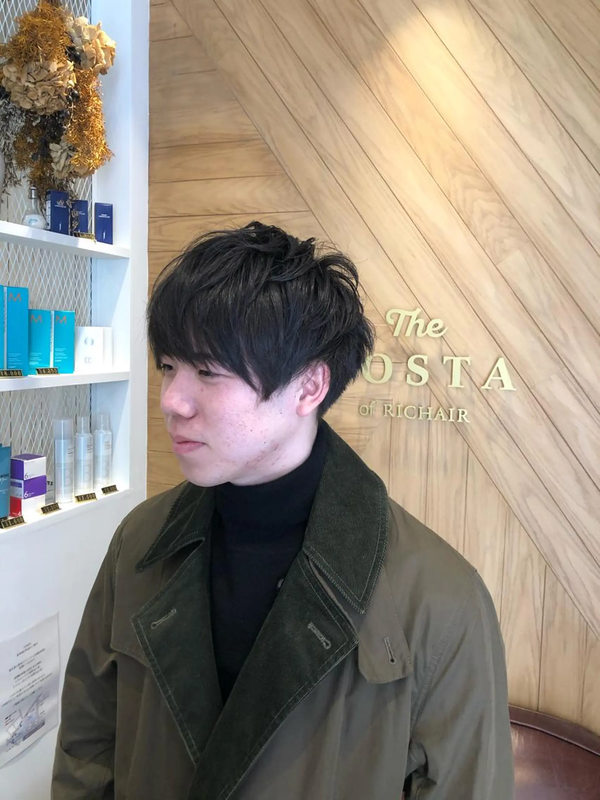 ショート パーマ メンズ 鈴村 大介のヘアスタイル