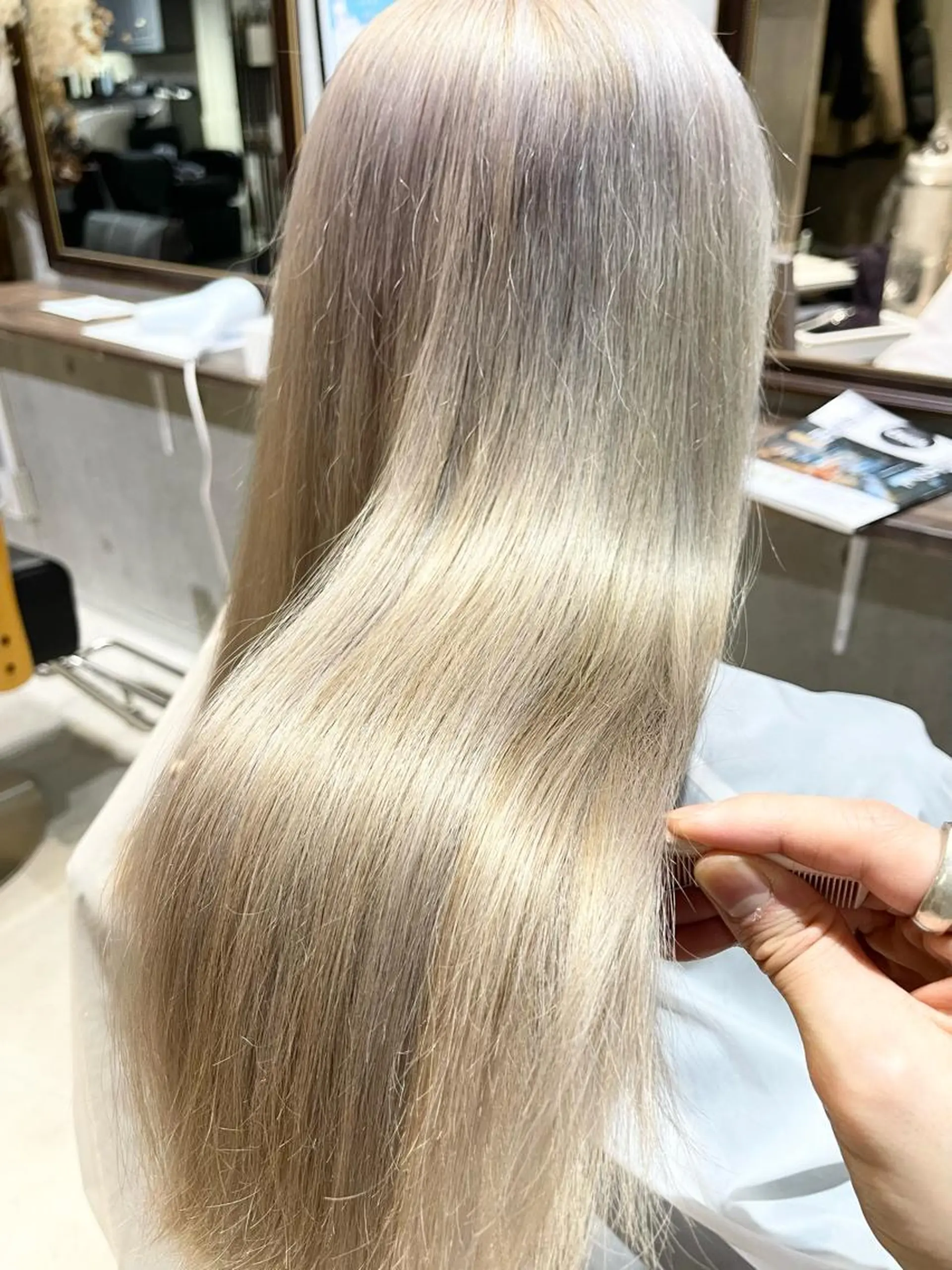 カラー ベージュカラー ミルクティーベージュ 髪質改善 名古屋のピンク好き かずくん🦩のヘアスタイル