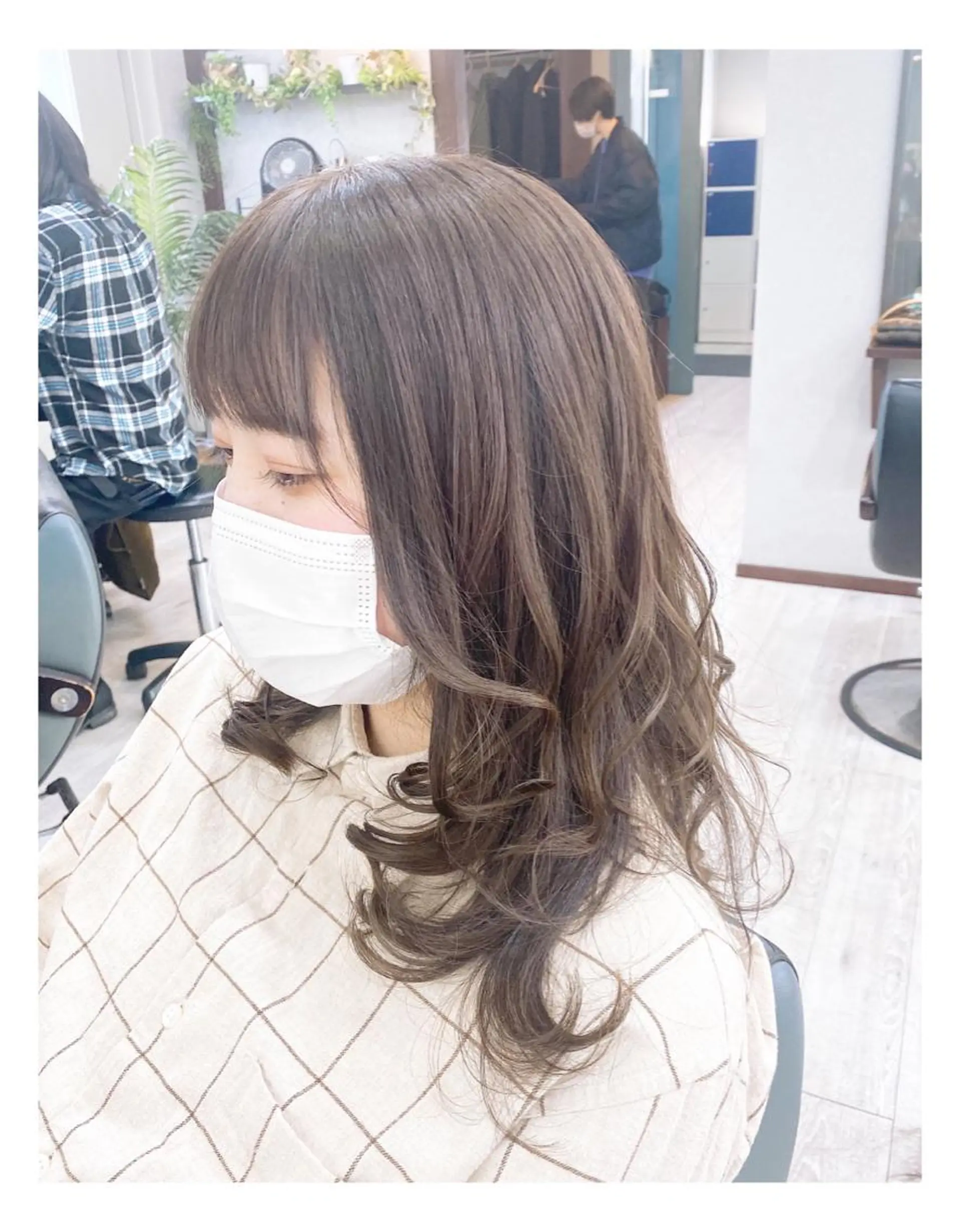 セミロング カラー グレージュ シアーグレージュ ヘアカラー トリートメント ＊横浜駅＊ 金子 誠也のヘアスタイル