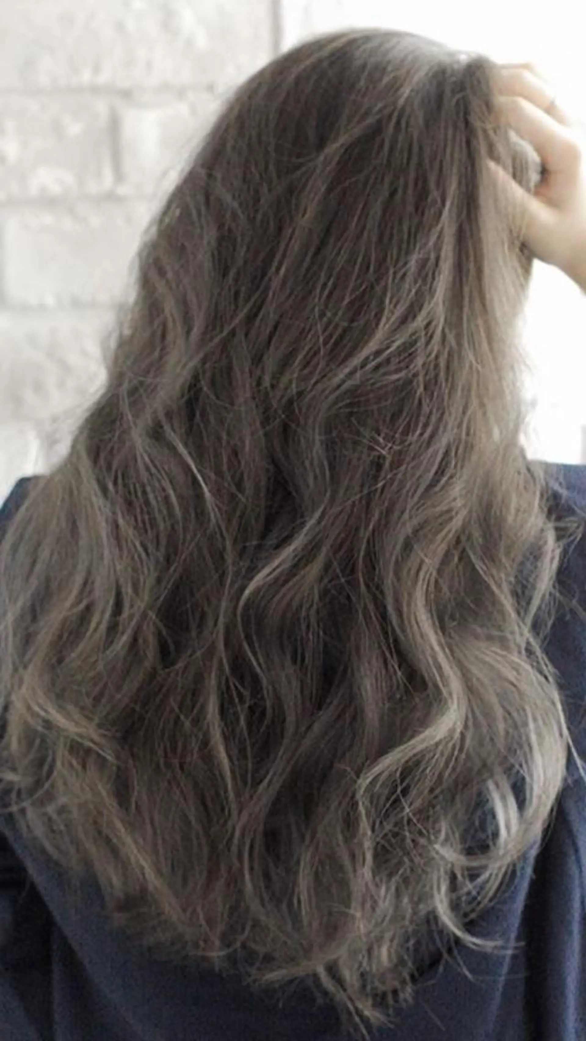 カラー アディクシーカラー ハイライトカラー 外国人風カラー カット ヘアカラー トリートメント 山崎 晃治のヘアスタイル