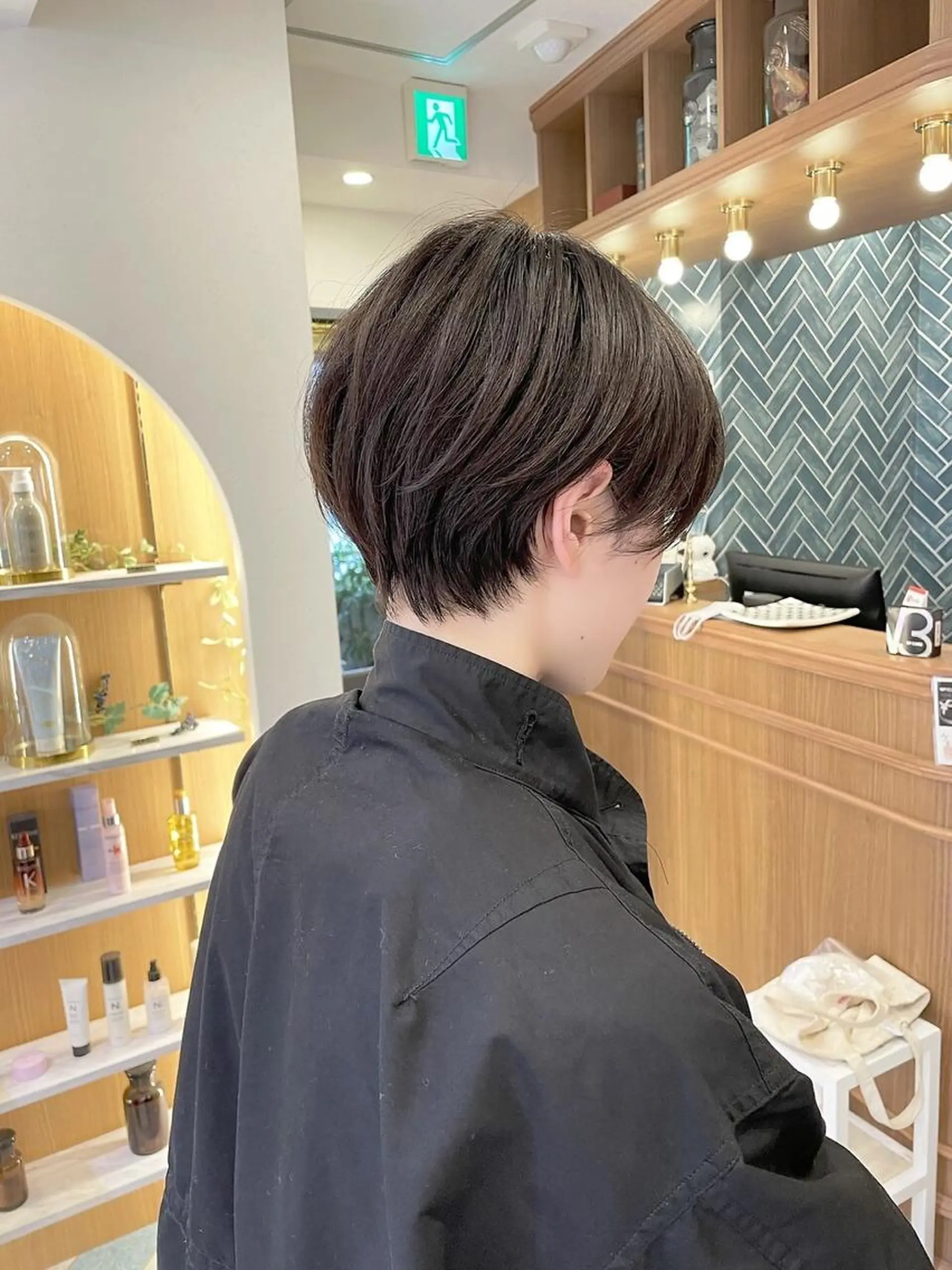 ショート くどうももか 浦和　ショート　ボブのヘアスタイル