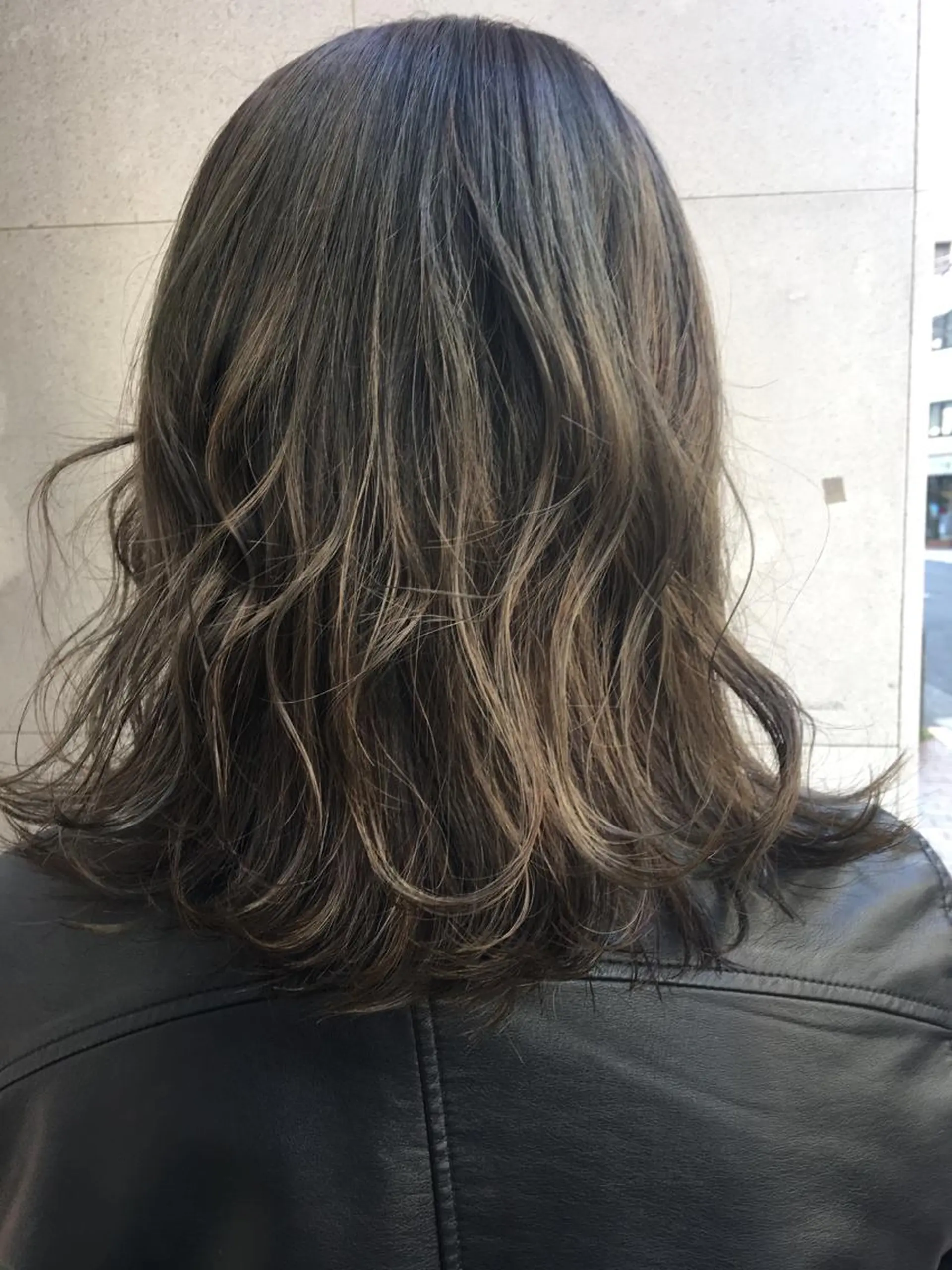 ミディアム 狩野 羅夢のヘアスタイル