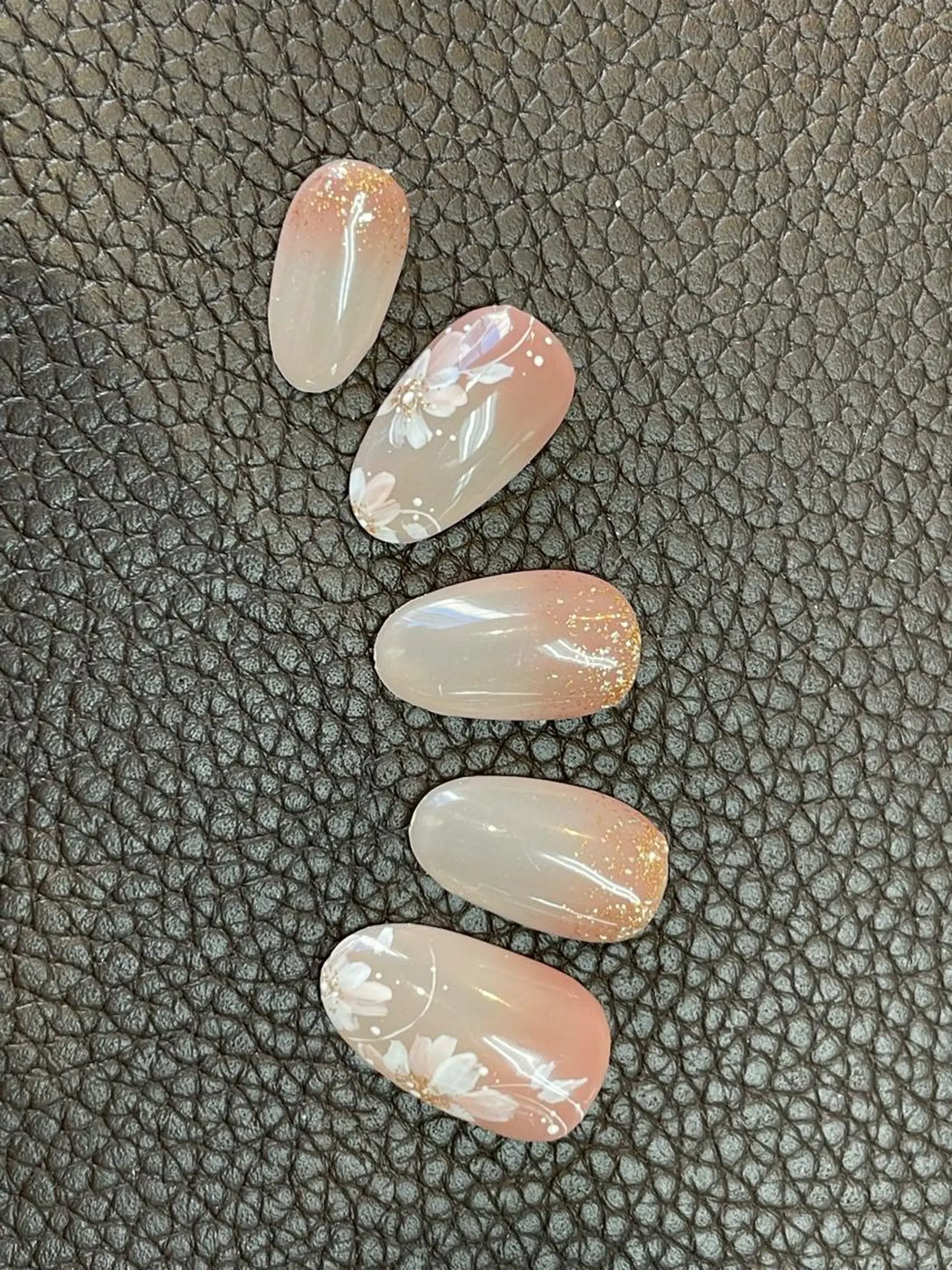 ネイル グラデーション ピンク 春ネイル ハンドネイル ハンドケア FASTNAIL PLUS 新宿店のネイルデザイン