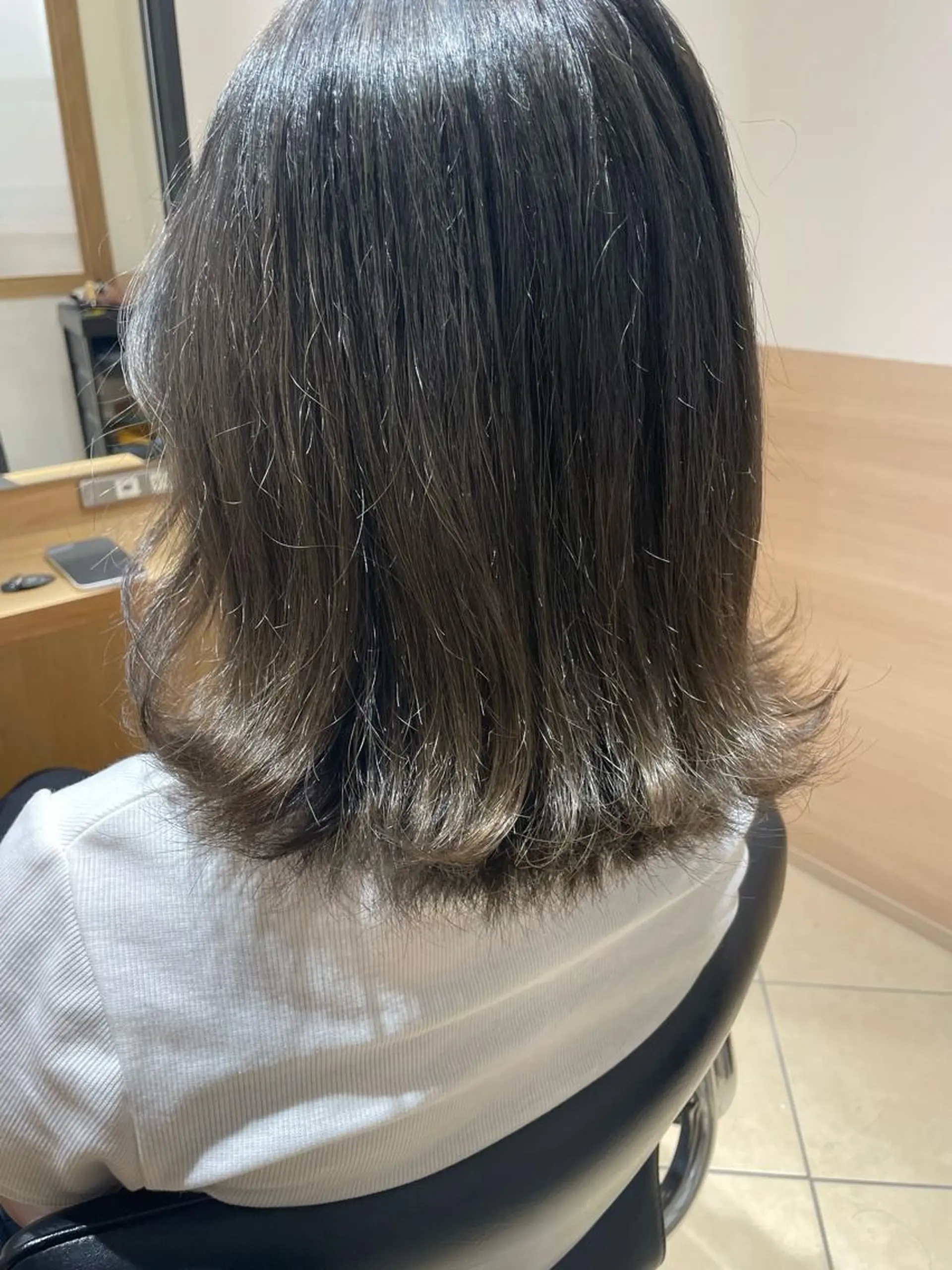 ショート カラー ブラウンカラー ケアカラー グレージュ ピンクカラー ピンクブラウン カット ヘアカラー 天野 瑠真のヘアスタイル