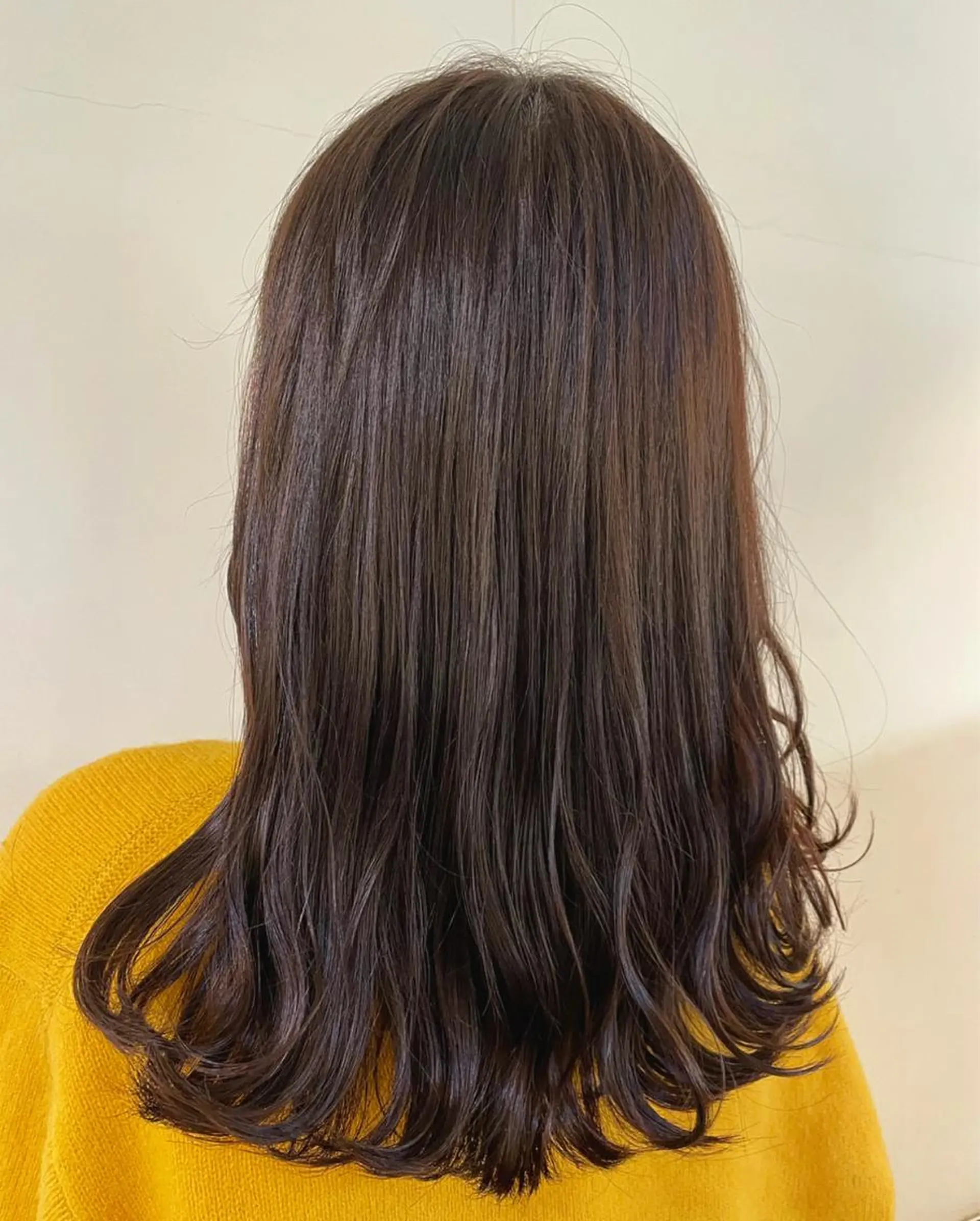 セミロング カラー 悠 亜のマツエク・マツパデザイン