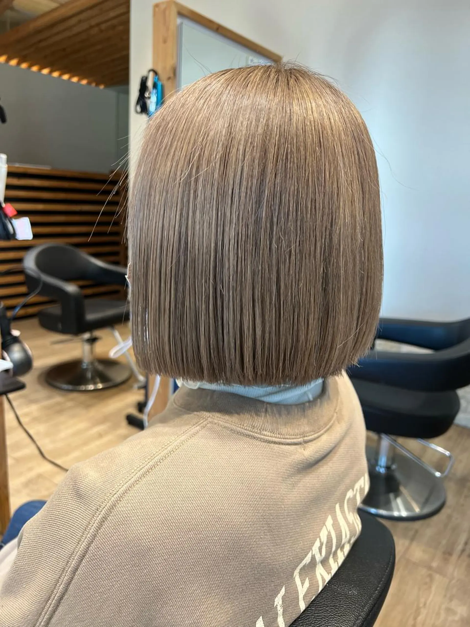 ショート カラー ヘアカラー 大久保 隆蔵のヘアスタイル