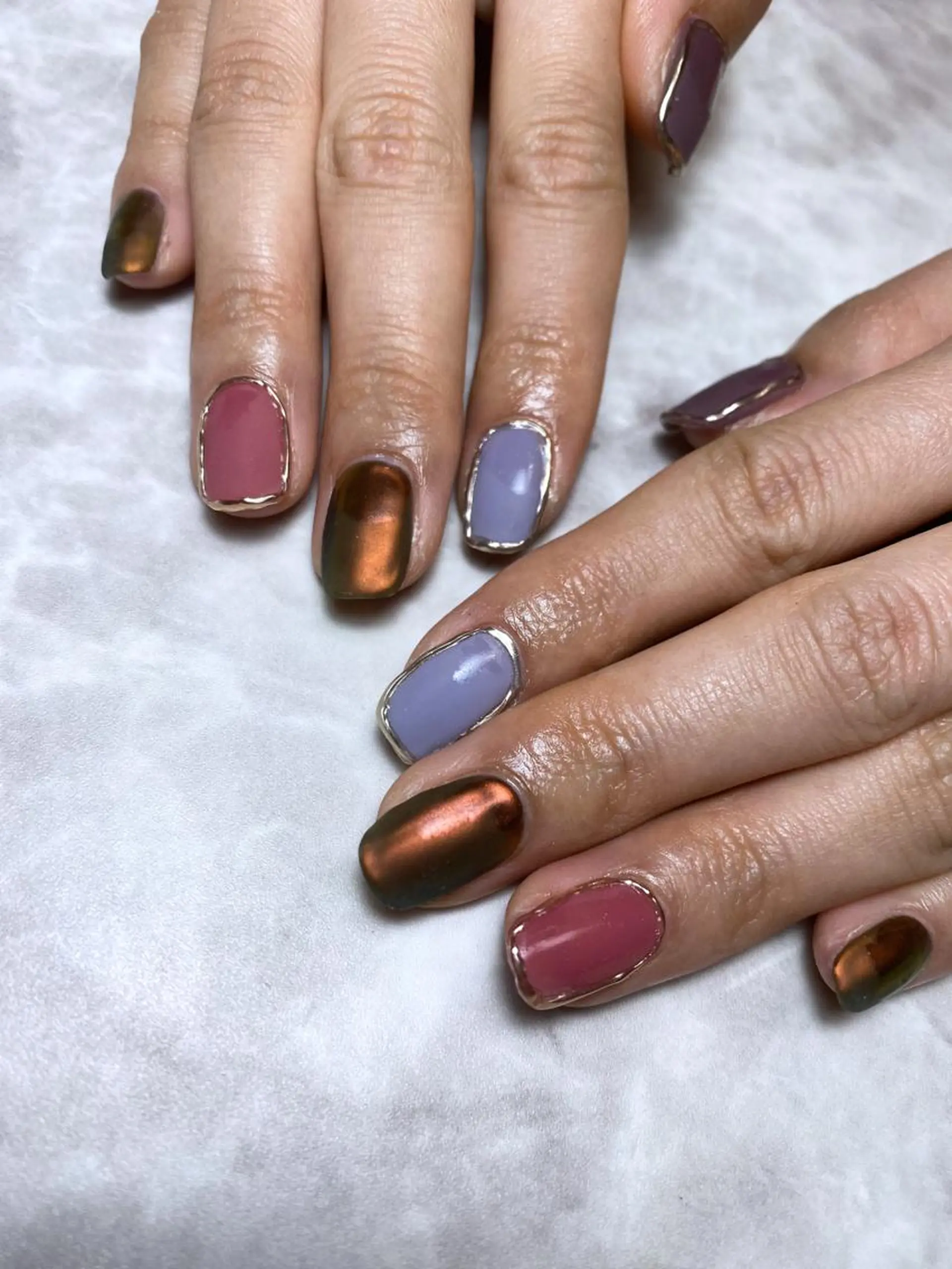 ネイル アイブロウ マットネイル ハンドネイル 🌿Charme🌿 MAIのネイルデザイン