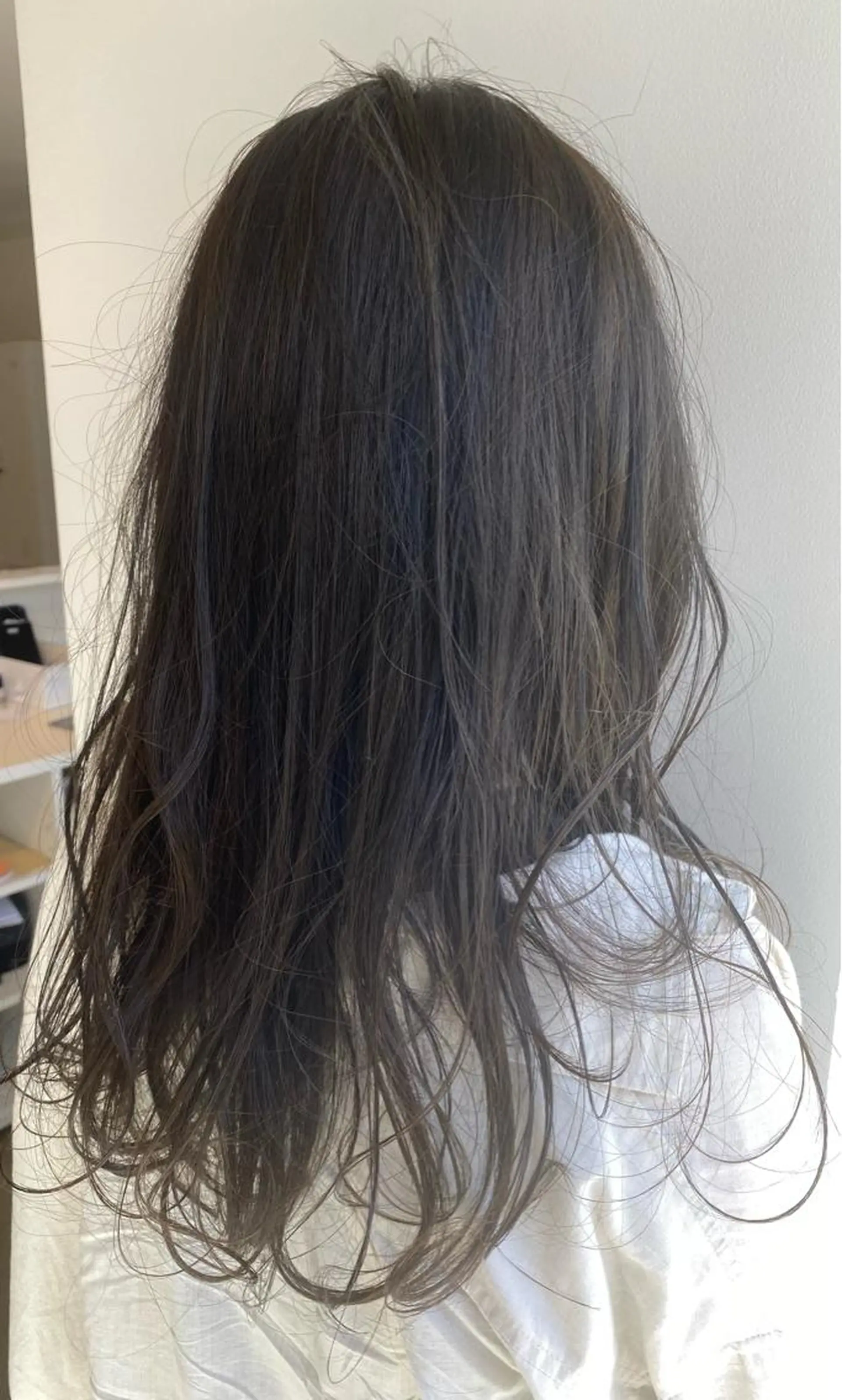 ロング I nagiのヘアスタイル