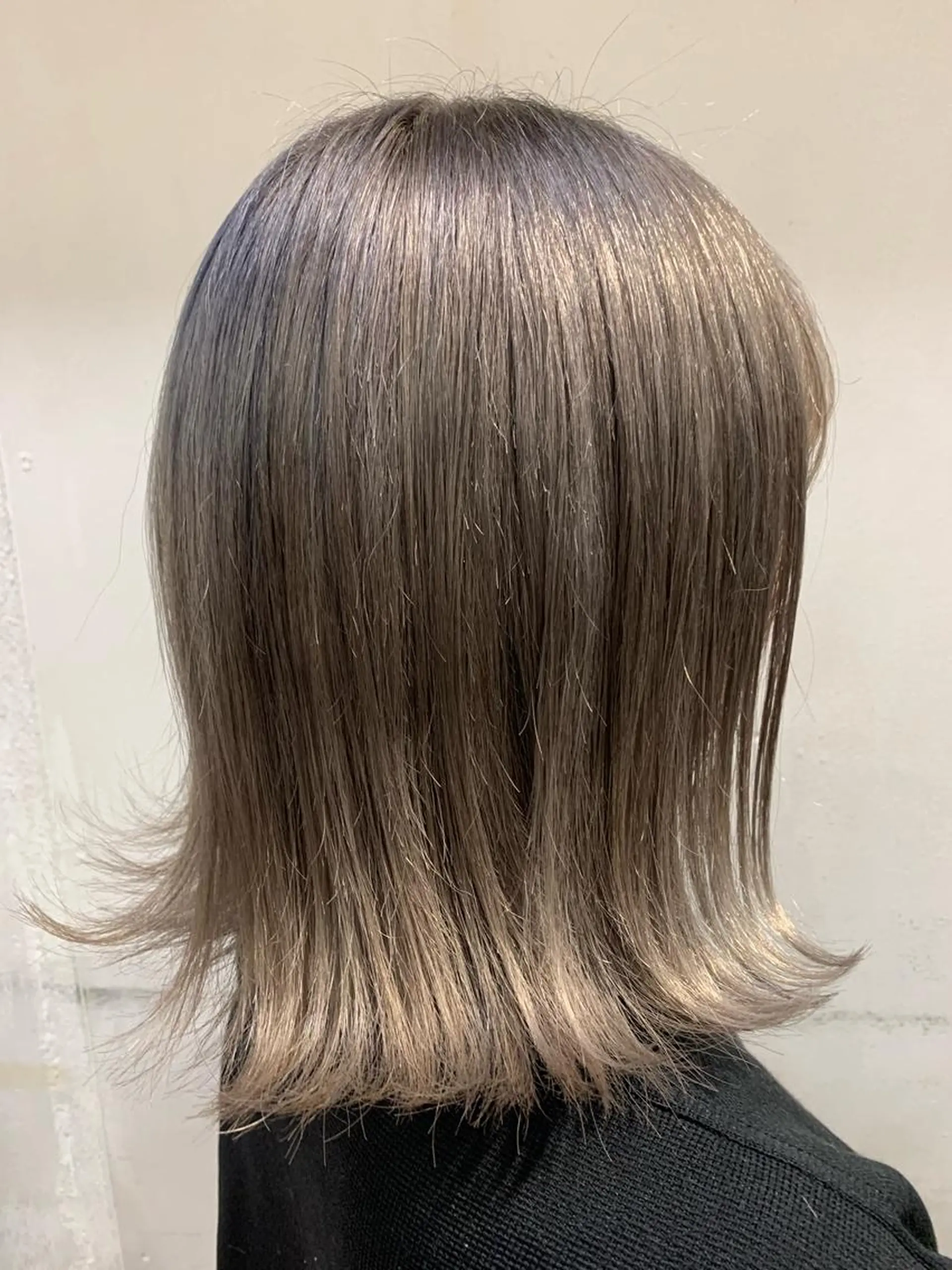 ミディアム カラー 山梨 慶斗のヘアスタイル