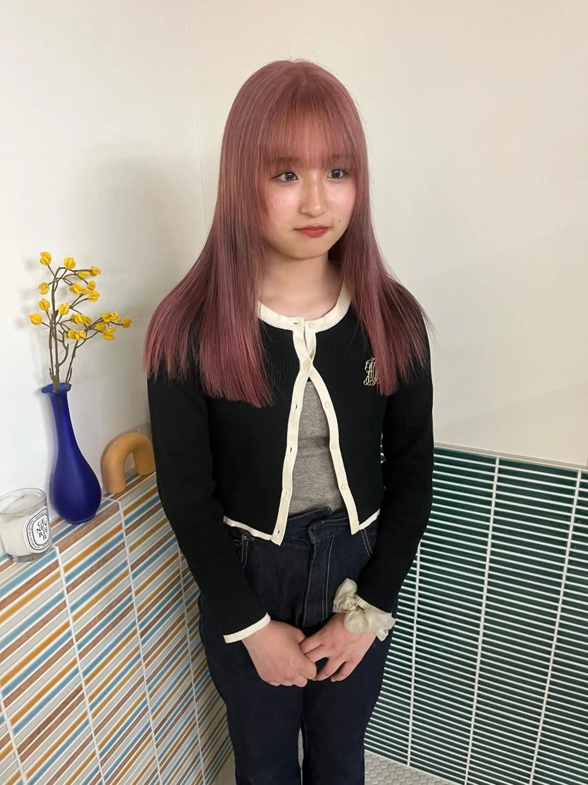 セミロング カラー ブリーチ ピンクカラー ヘアカラー トリートメント 🩷ハイトーン透明感 レイヤー🩷ユリカのヘアスタイル