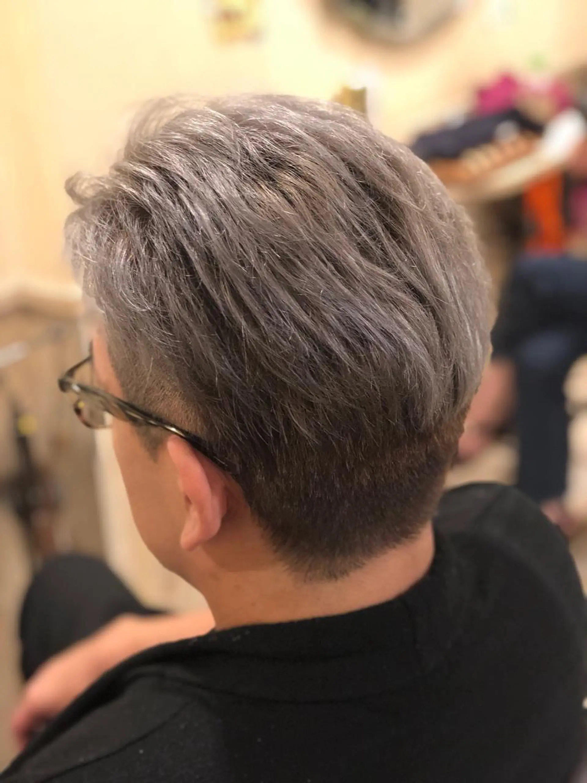 ショート カラー メンズ vi viのヘアスタイル