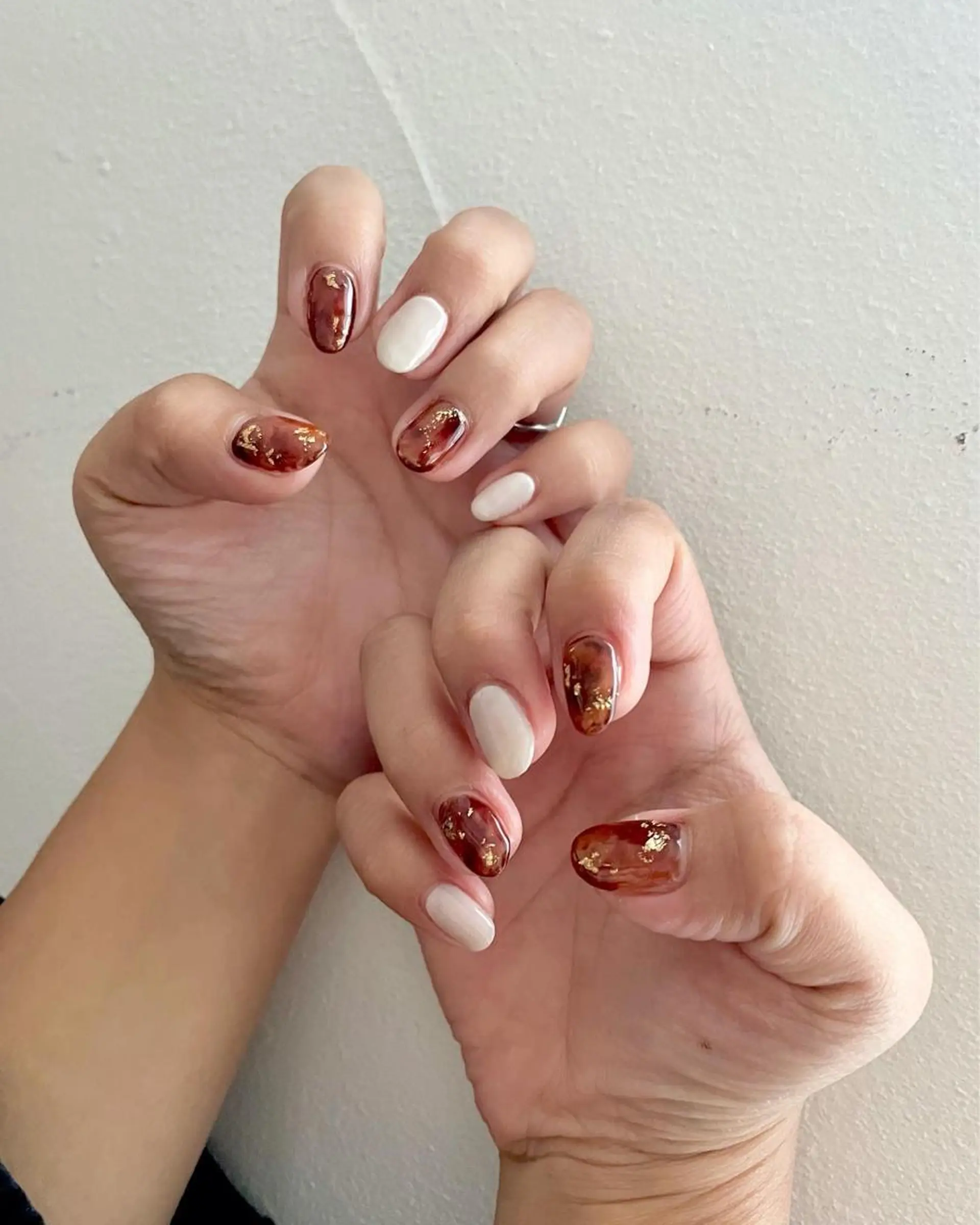 ネイル べっ甲ネイル フットネイル ジェルネイル 氷ネイル・うるうるネイル 韓国ネイル 甲府市徳行 🧸prunelleのネイルデザイン