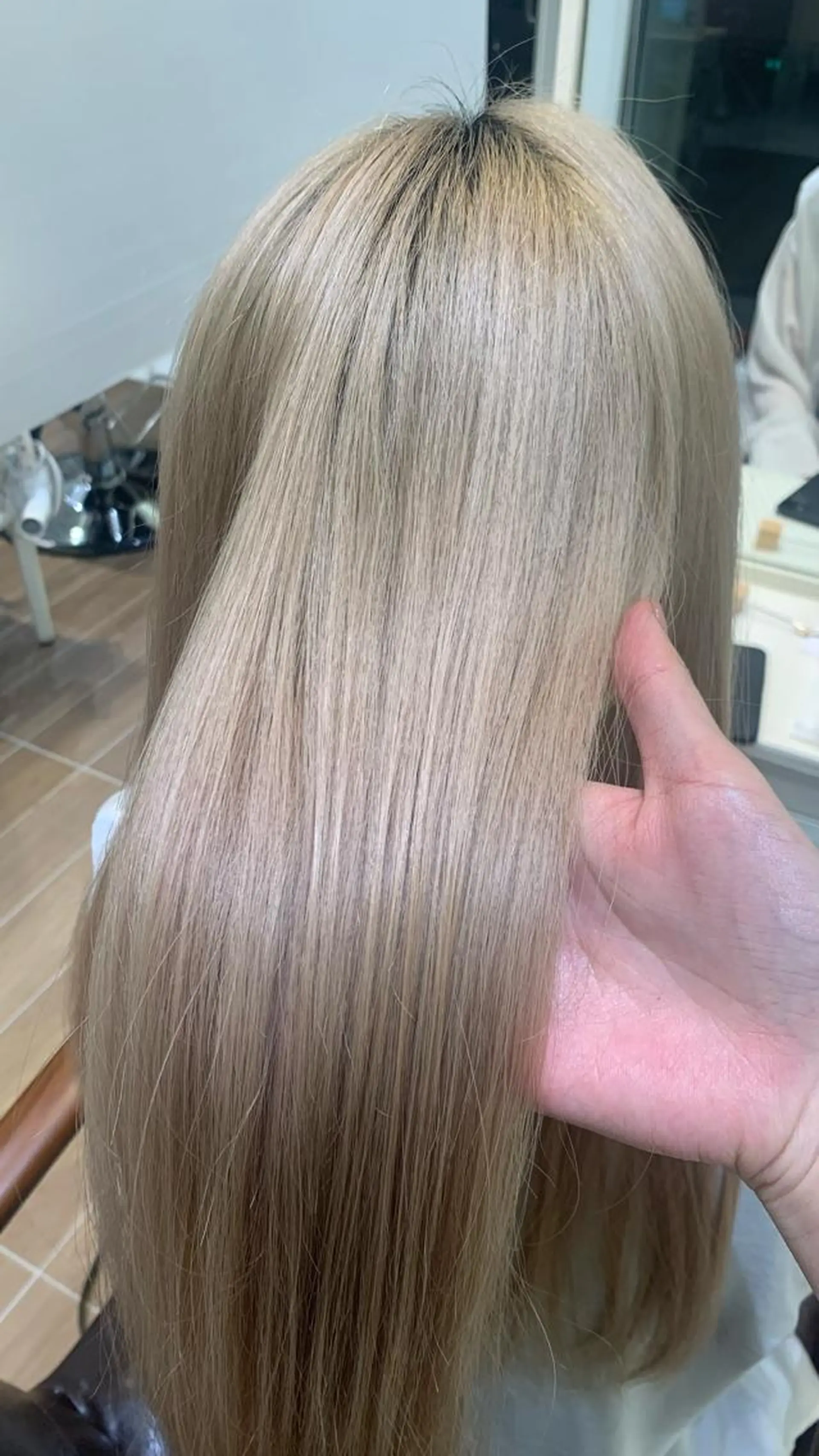 ロング 白髪染め /増田桃子のヘアスタイル