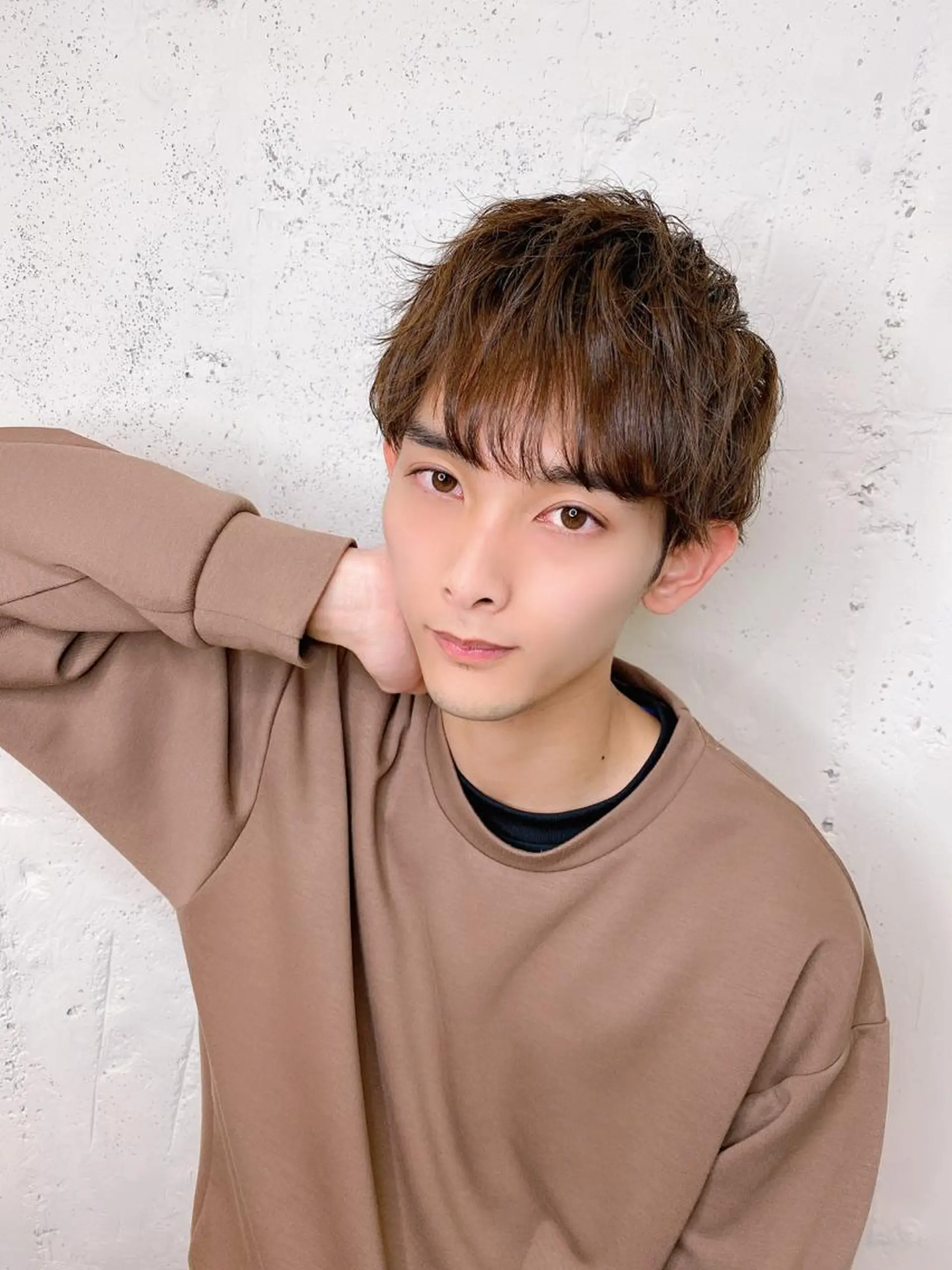 パーマ メンズ 岩倉 諒のヘアスタイル
