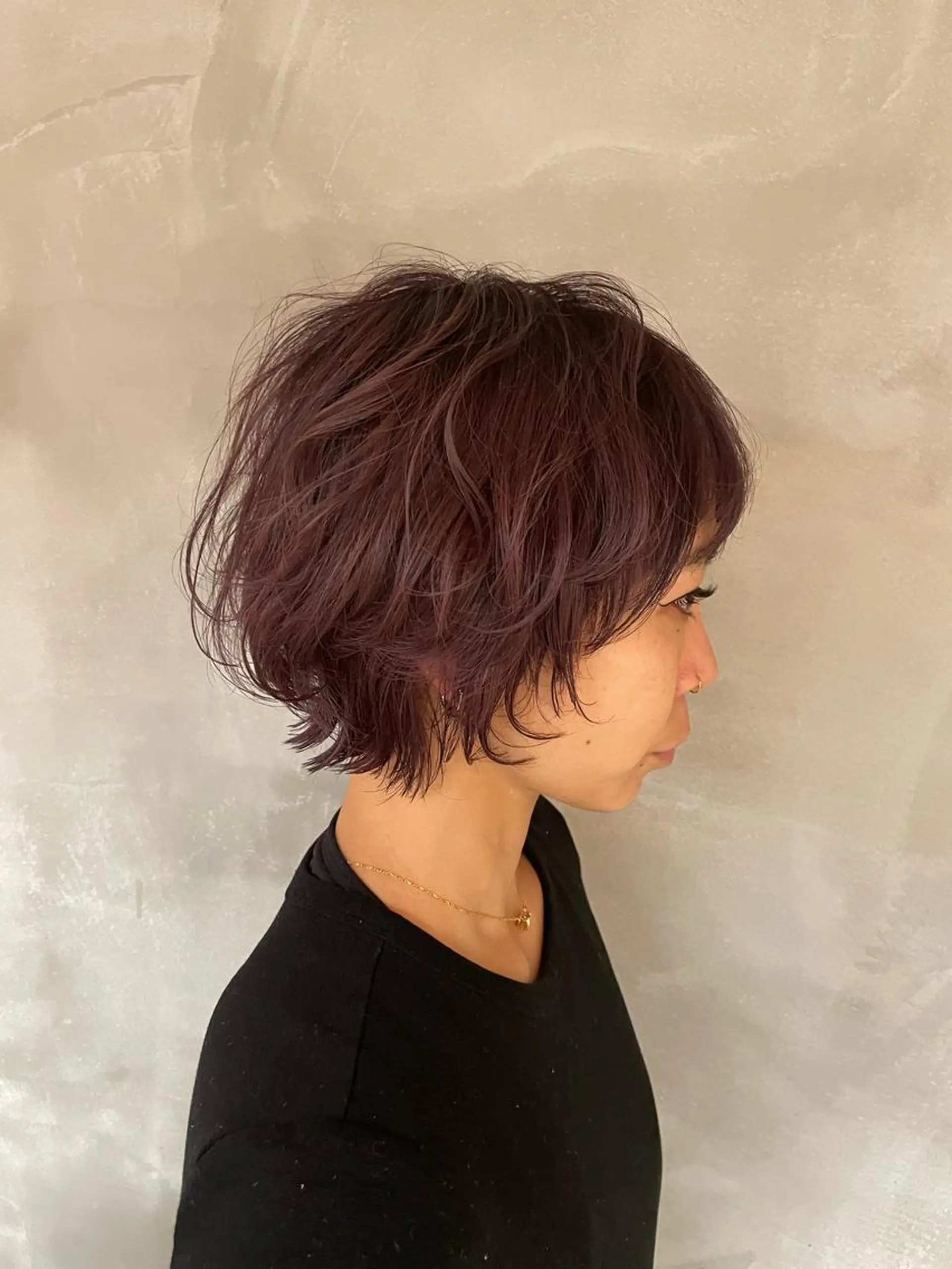 ショート カラー ローズカラー ショートヘア ウルフカット お悩み解決カット& パーマ。お任せ下さいのヘアスタイル